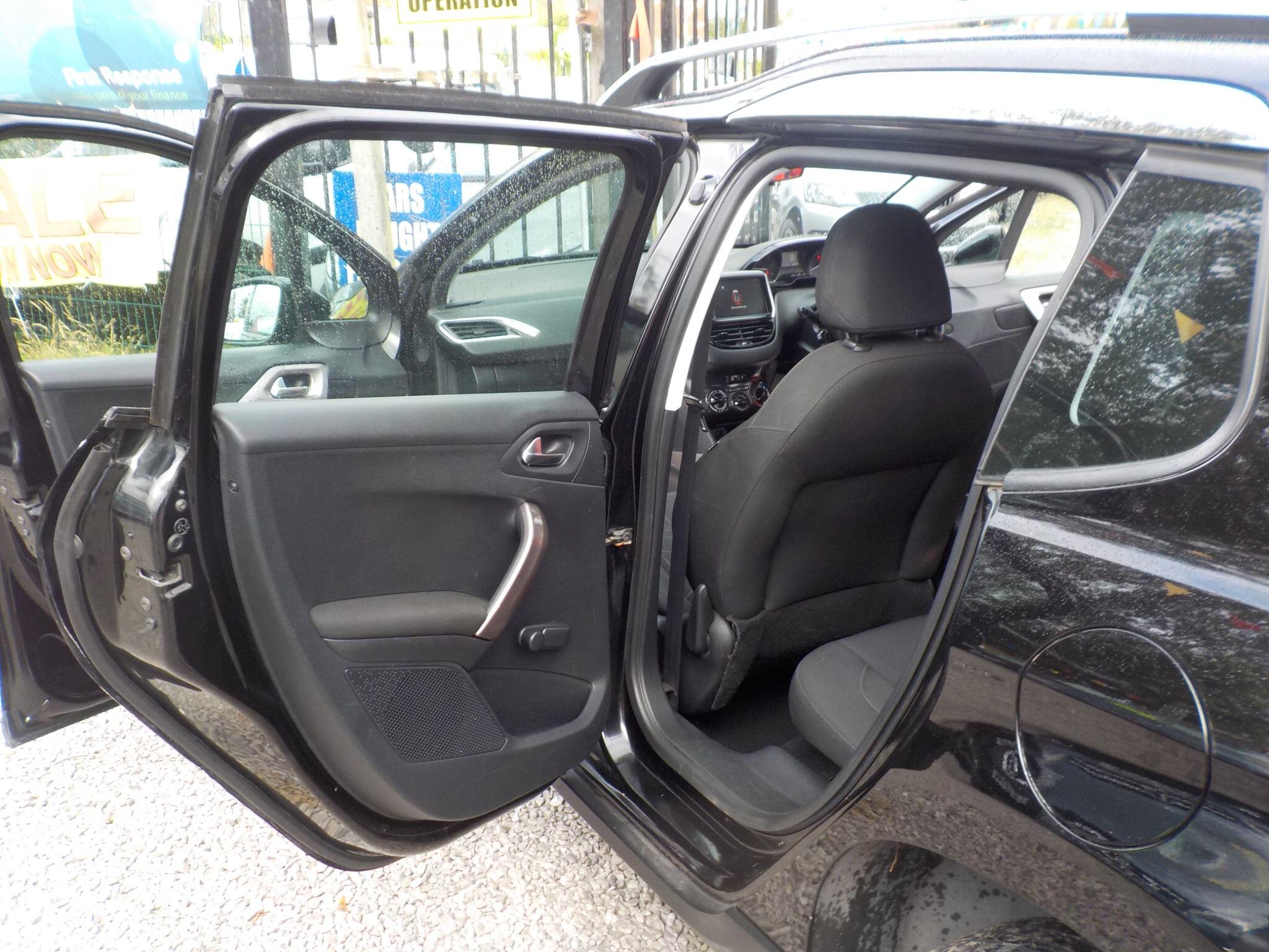 Peugeot 2008 1.6 BlueHDi Active Euro 6 5dr