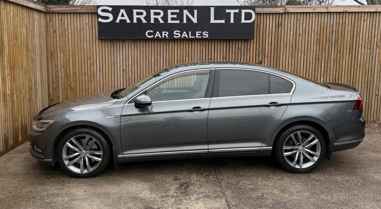 2015 Volkswagen Passat 2.0 BiTDI BlueMotion Tech GT DSG 4Motion Euro 6 (s/s) 4dr • 110,000 miles image 4