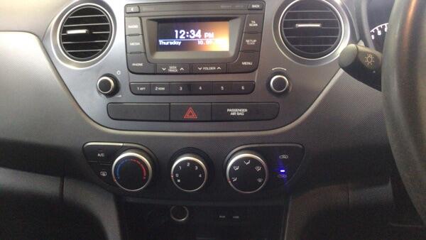 Hyundai I10 view 7