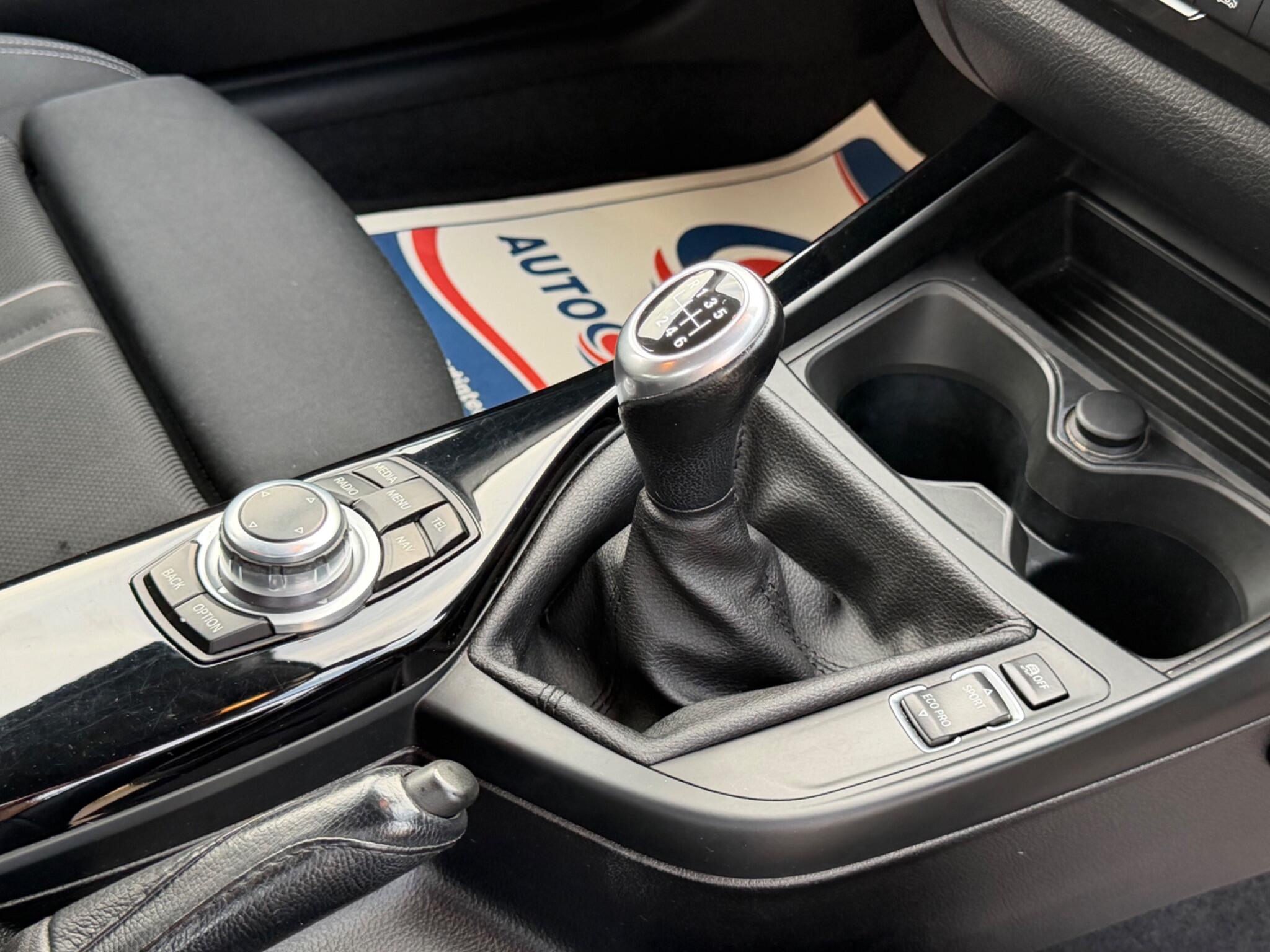 BMW 1 Series view 6