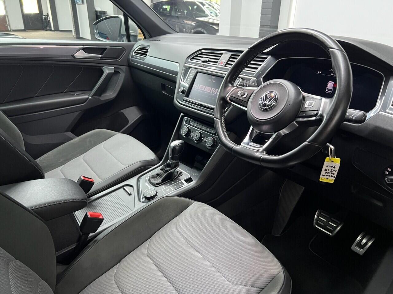 Volkswagen Tiguan view 38