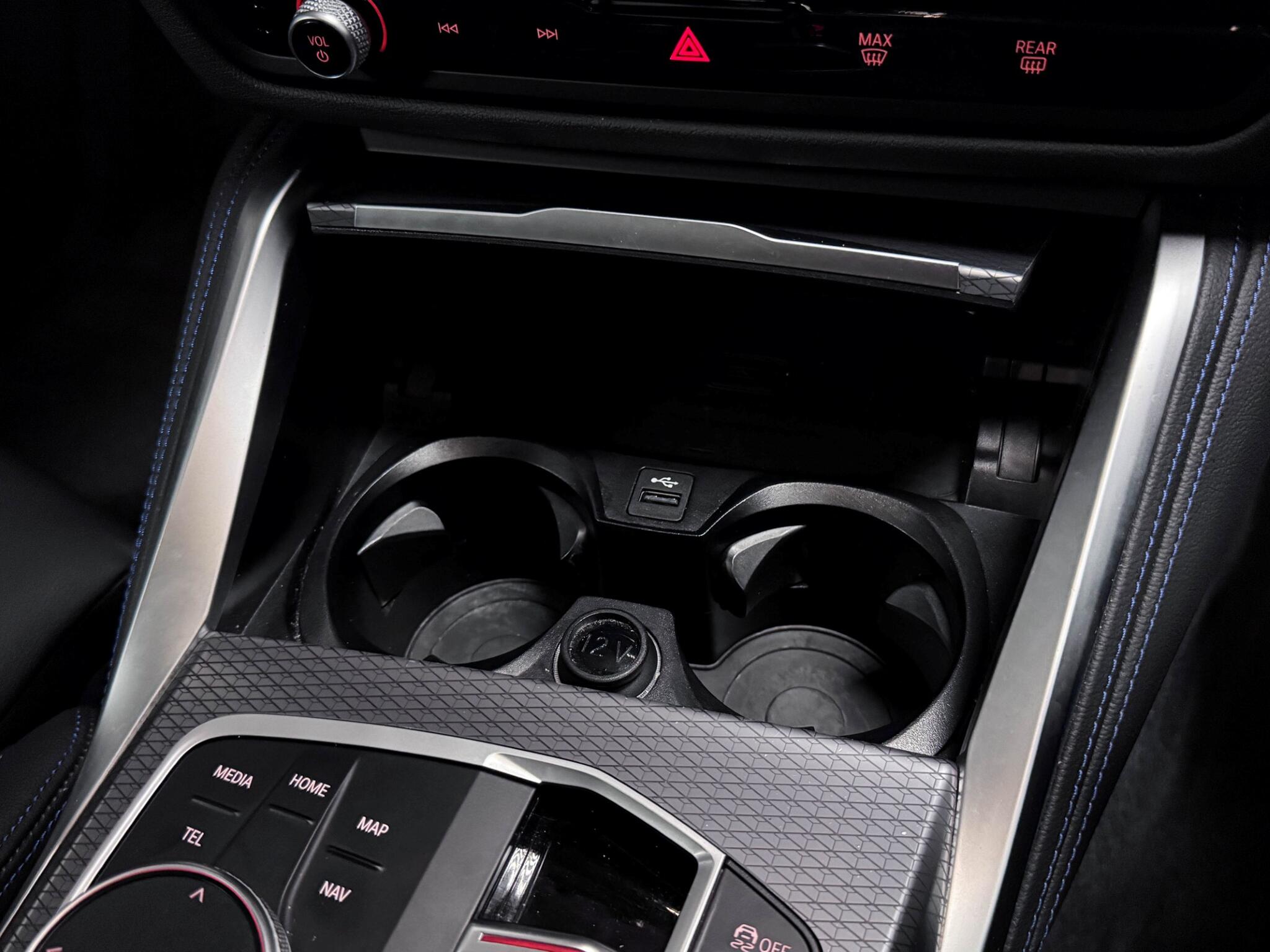 BMW 2 Series view 24