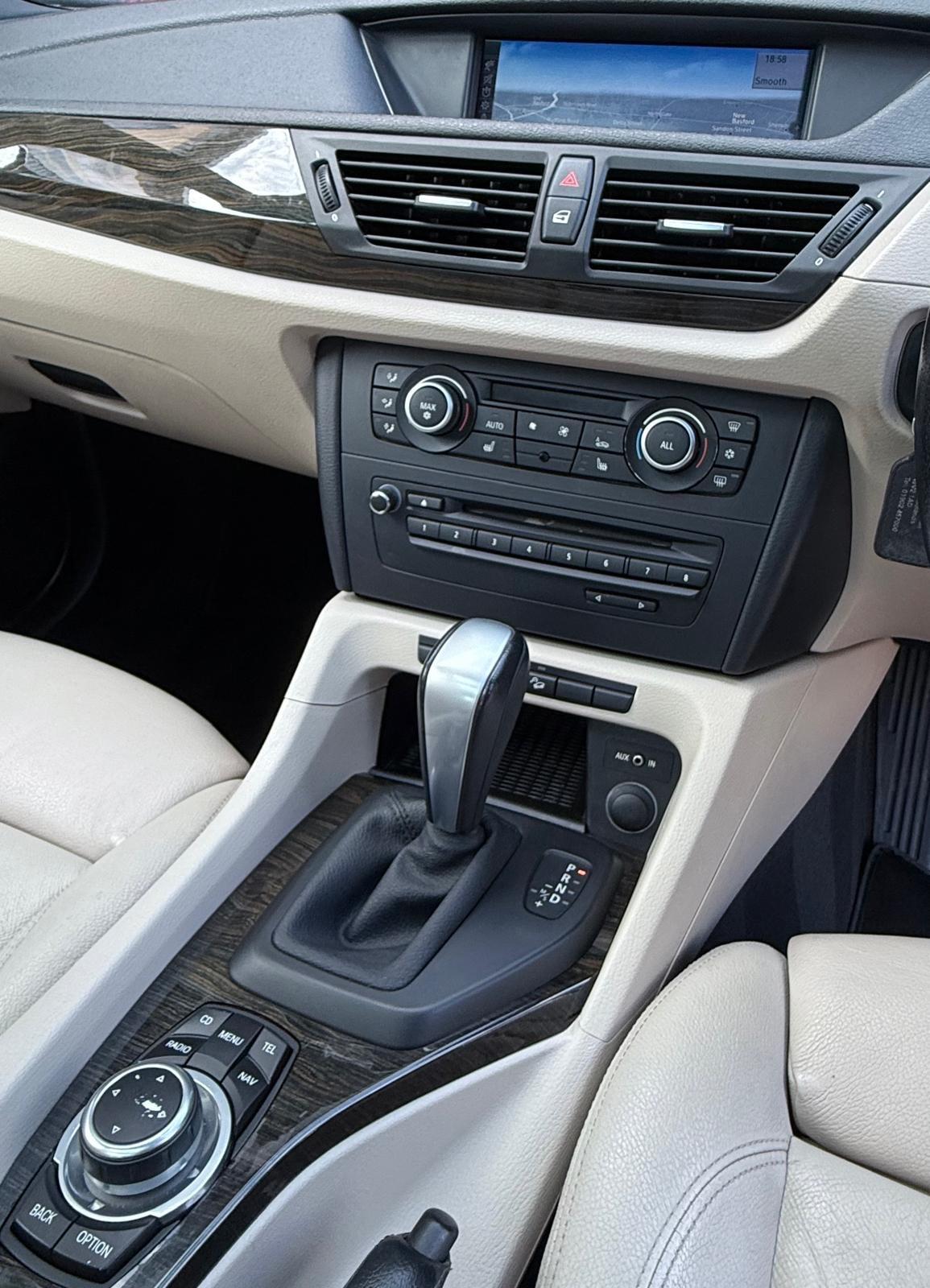 BMW X1 view 80