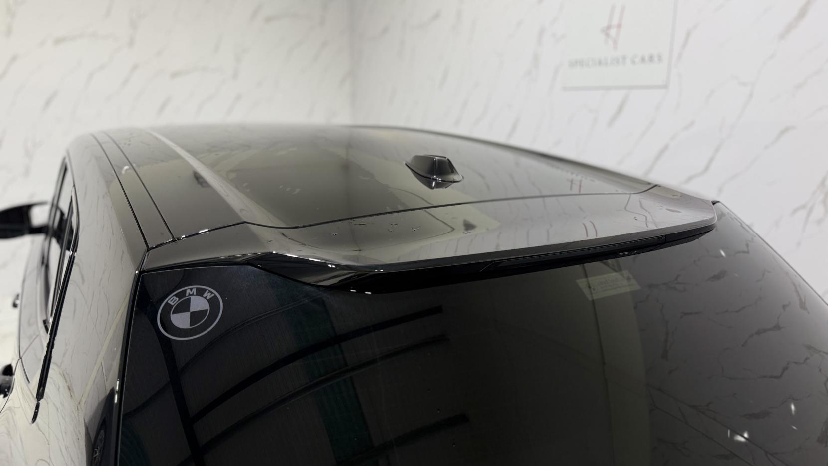 BMW XM view 48
