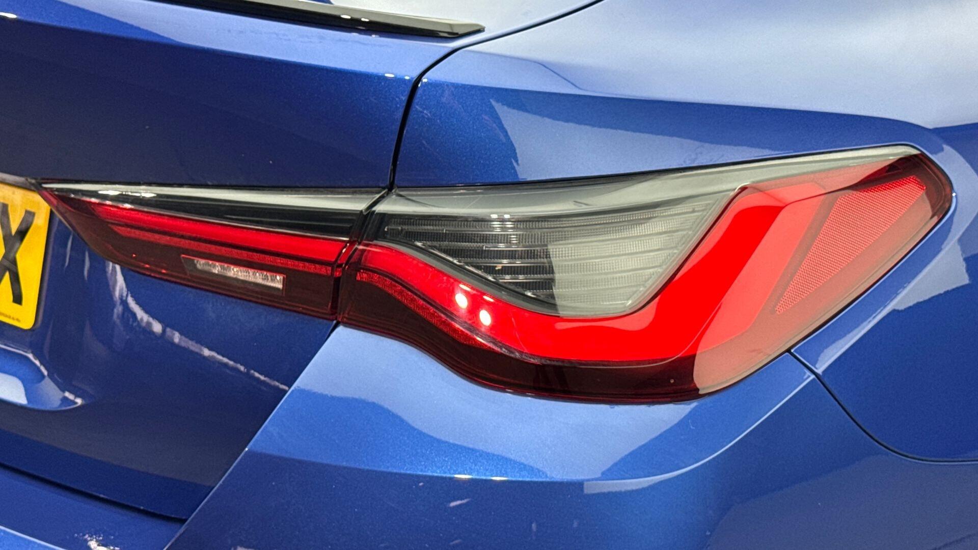 BMW i4 view 23