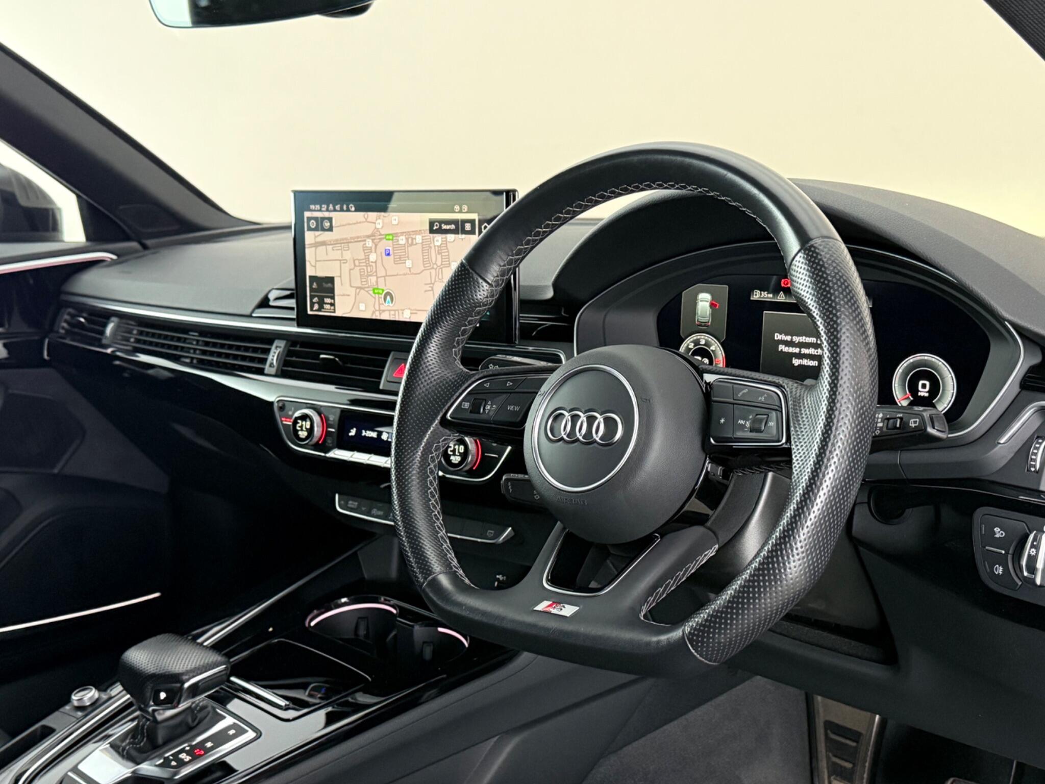 Audi A4 view 3