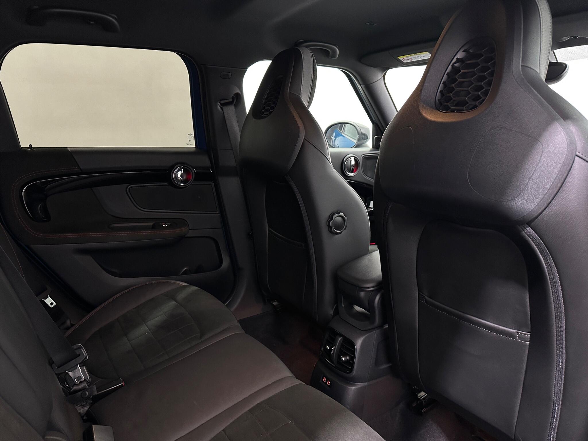 Mini Countryman view 39