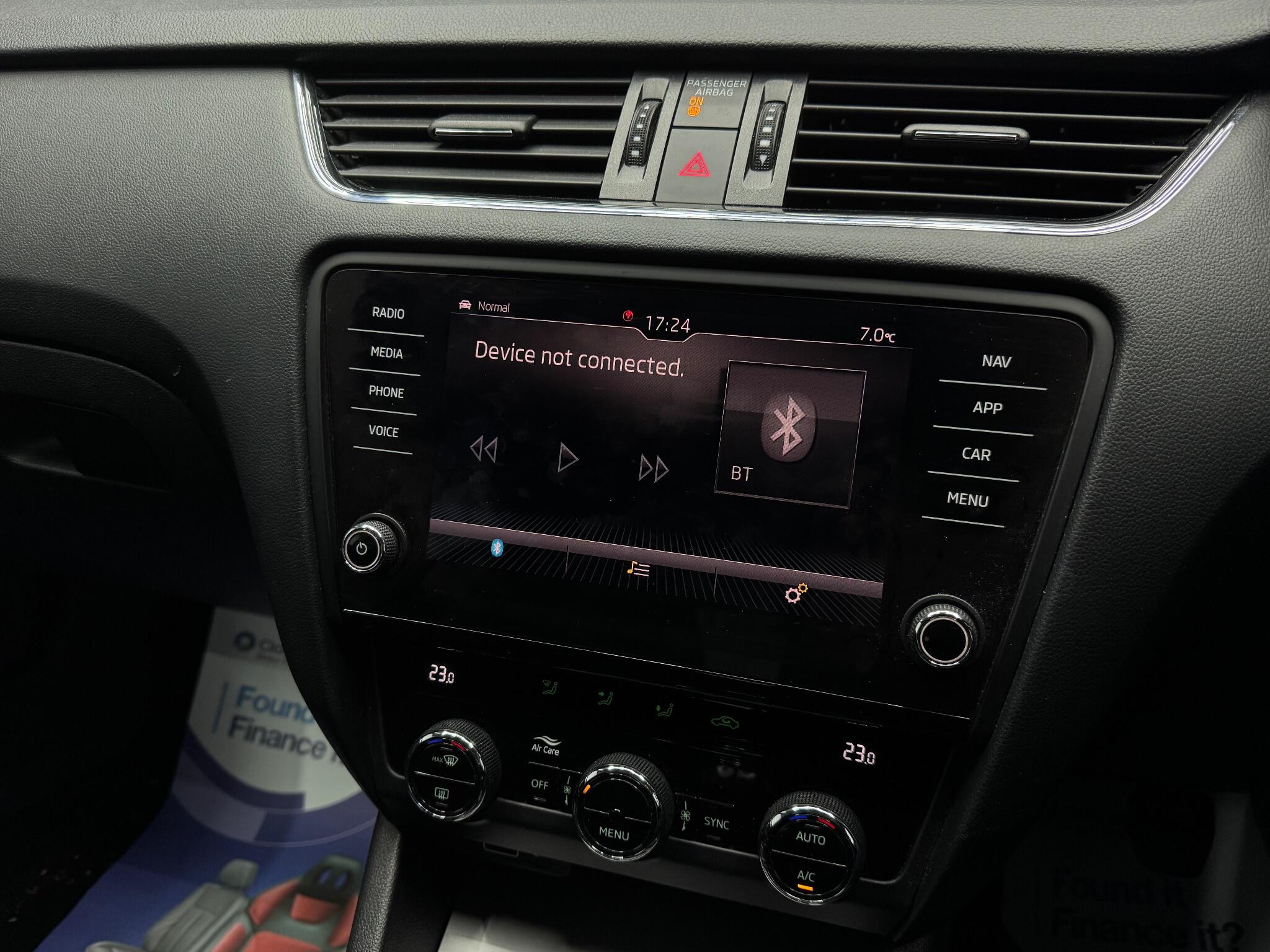 Skoda Octavia view 11
