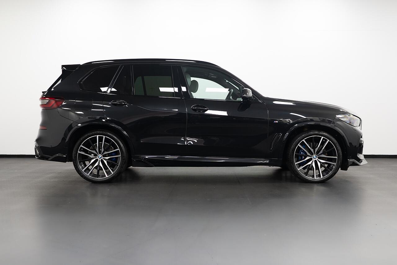 BMW X5 view 24