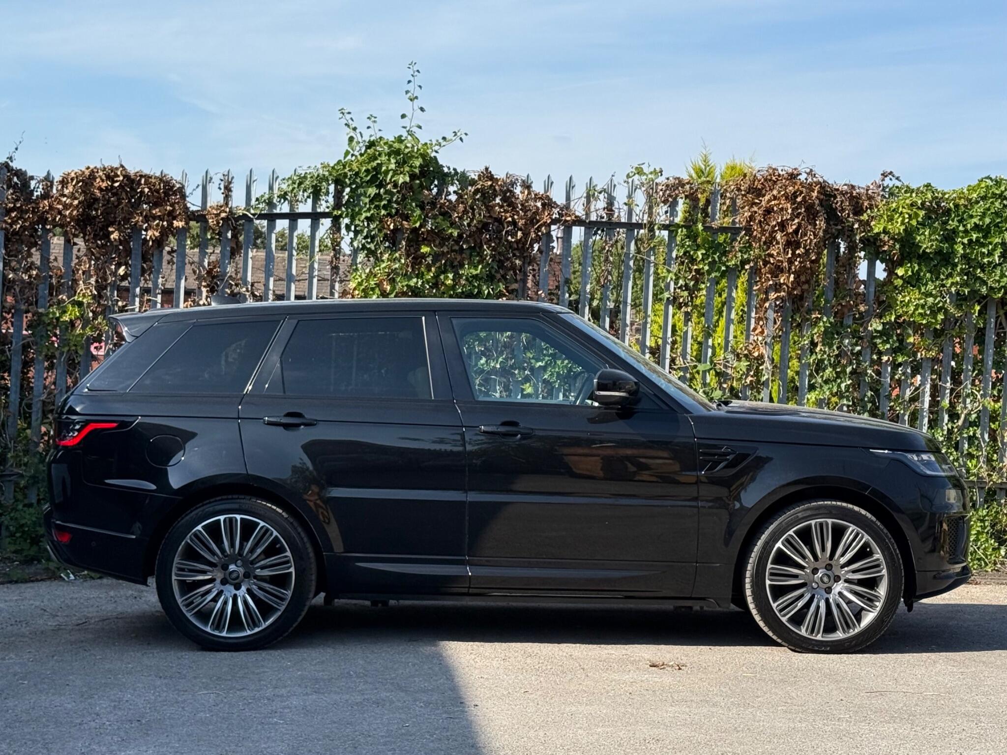 Land Rover Range Rover Sport view 6