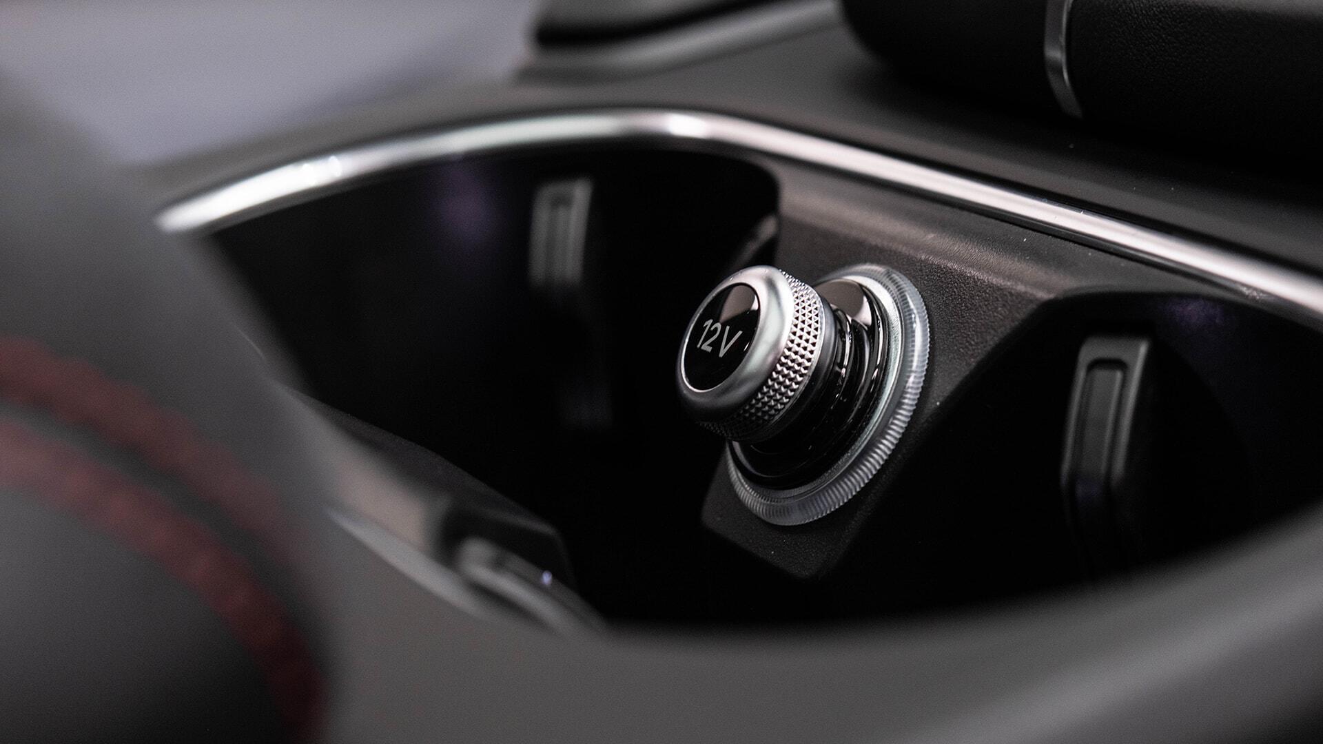 Porsche Cayenne view 49