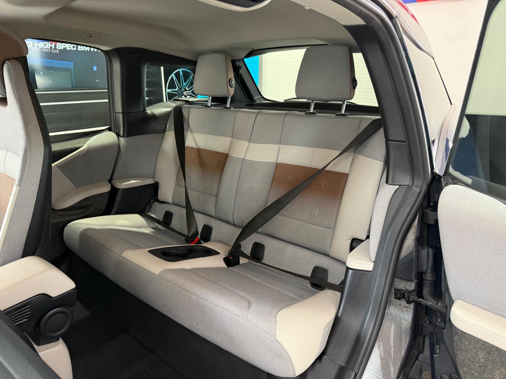 BMW I3 view 32