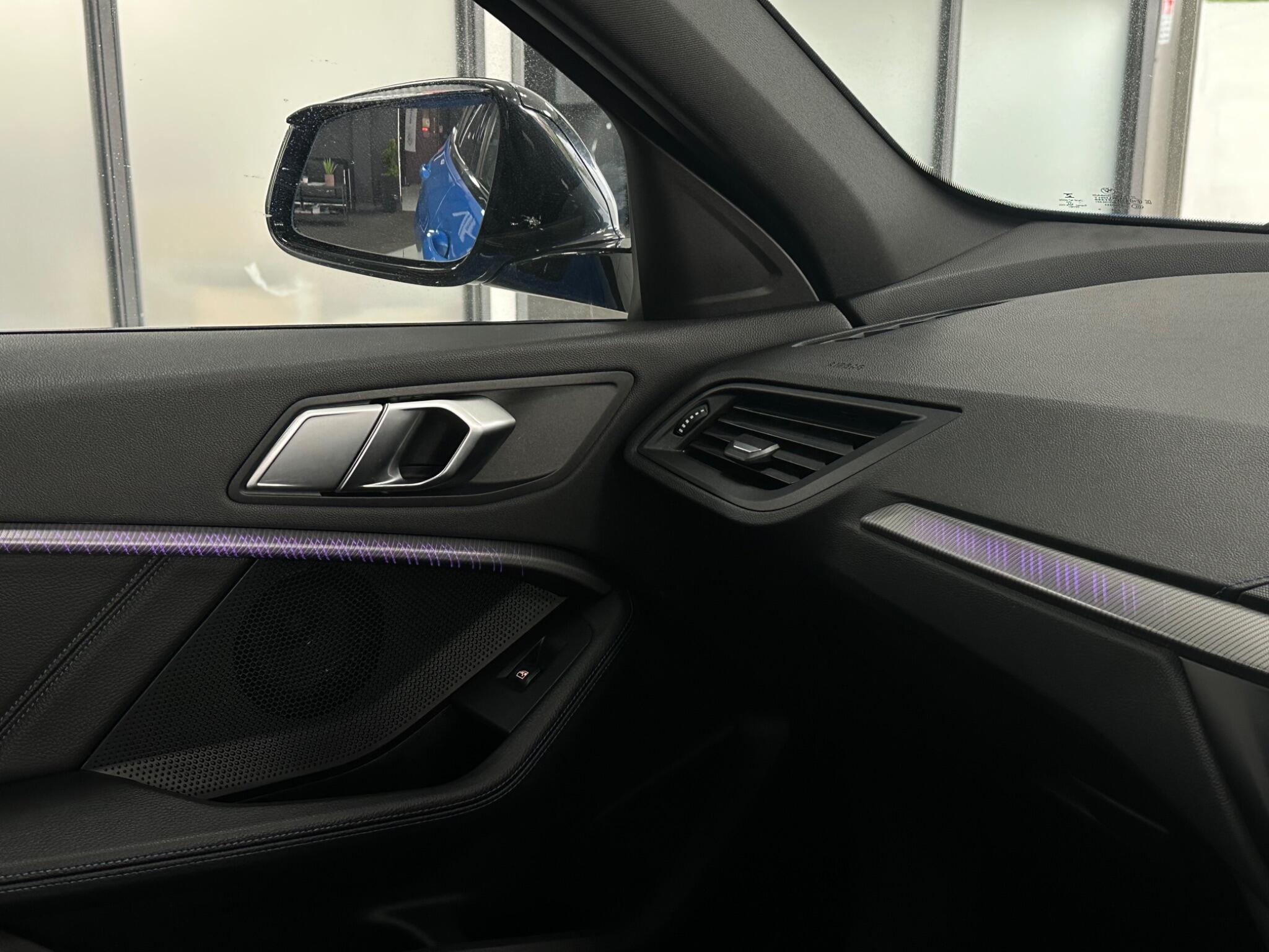 BMW 1 Series view 33