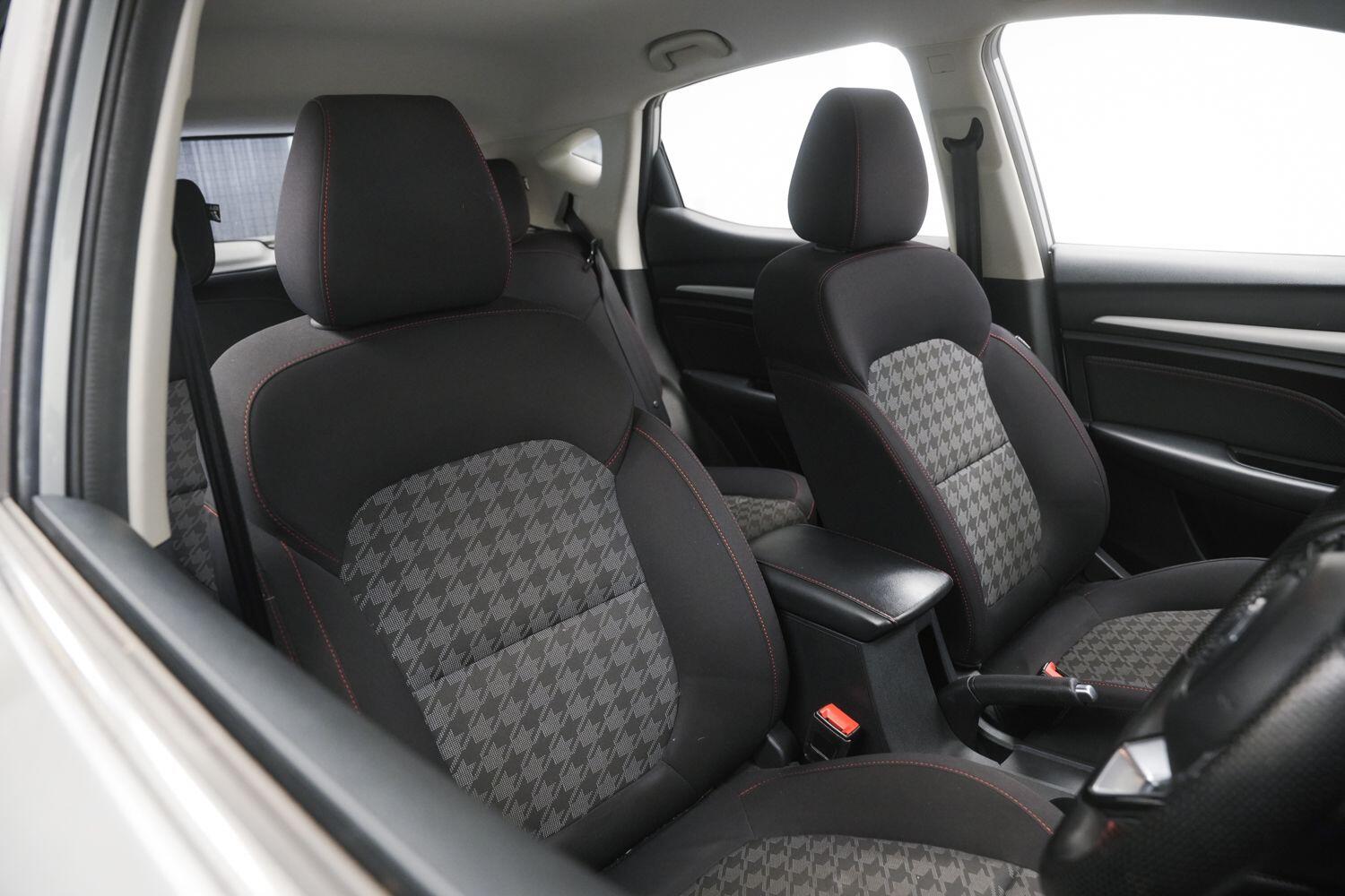 MG MG ZS view 12