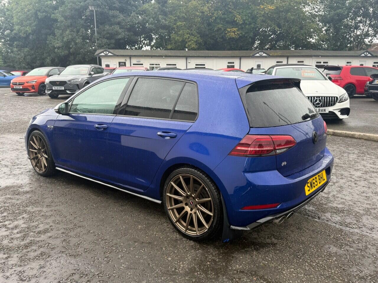 Volkswagen Golf view 7