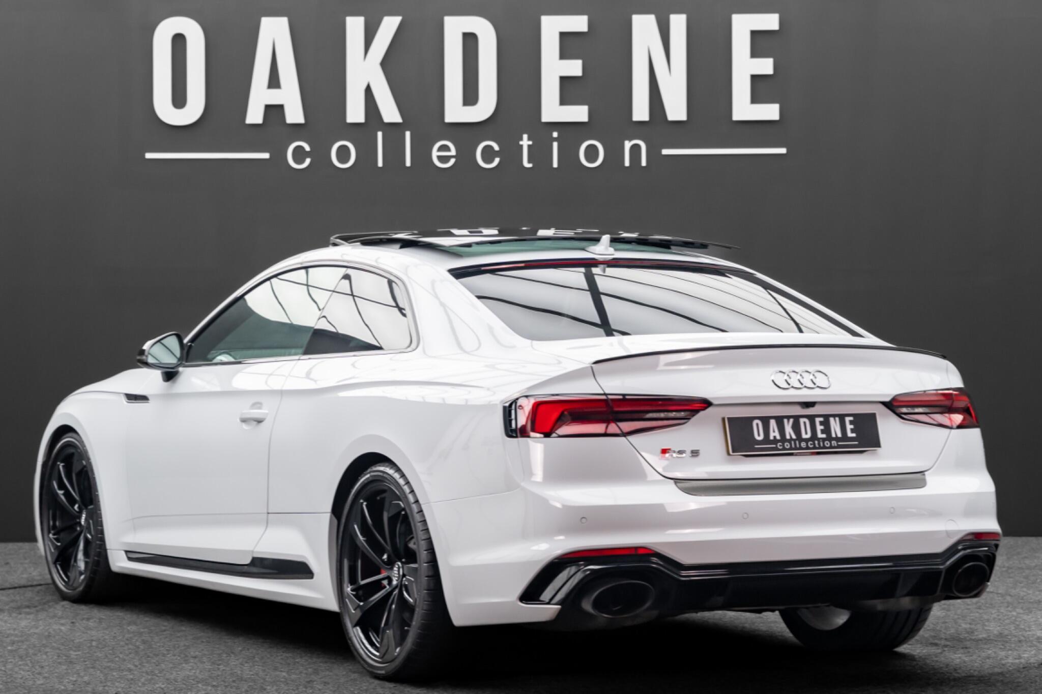 Audi RS5 view 6