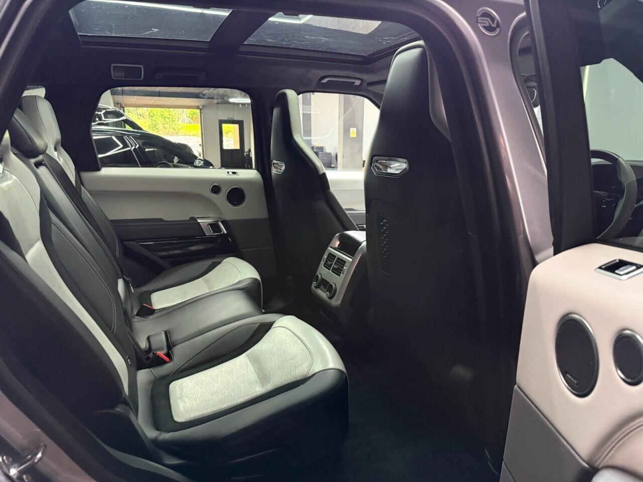 Land Rover Range Rover Sport view 42