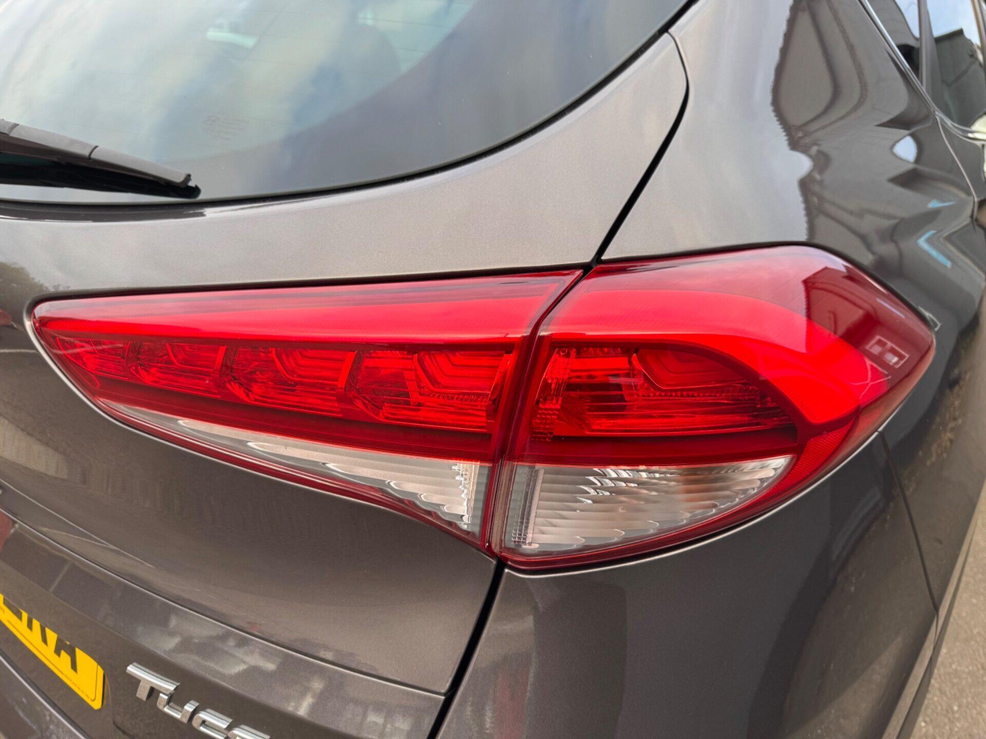 Hyundai Tucson view 25