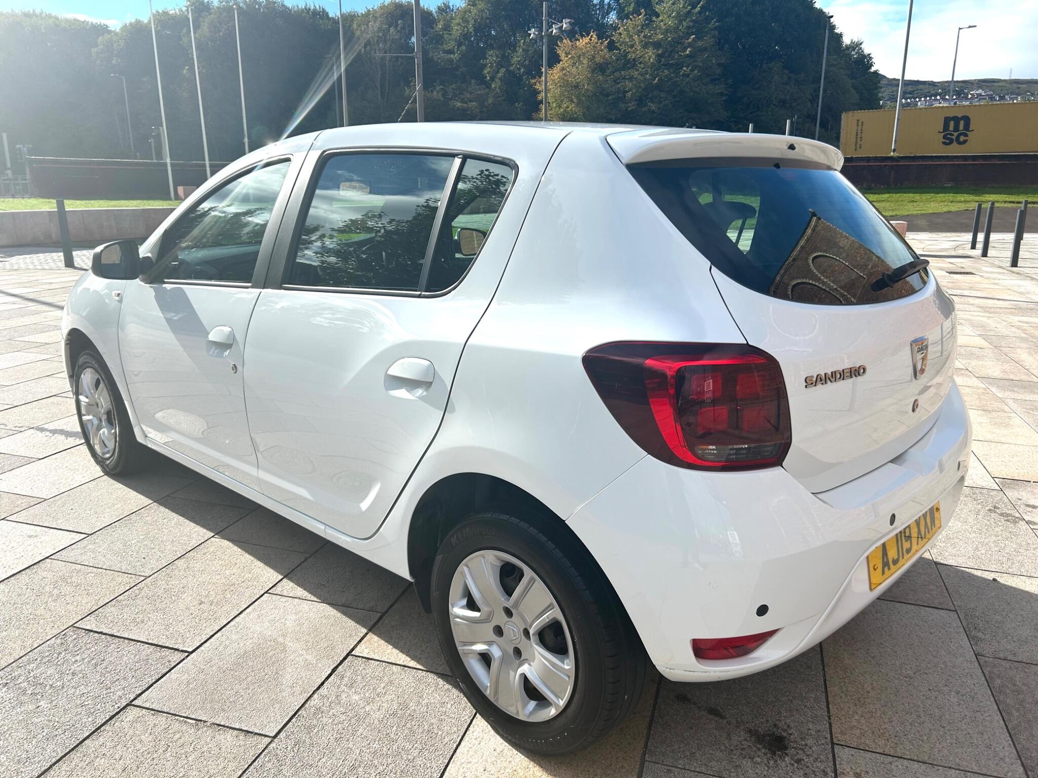 Dacia Sandero view 10