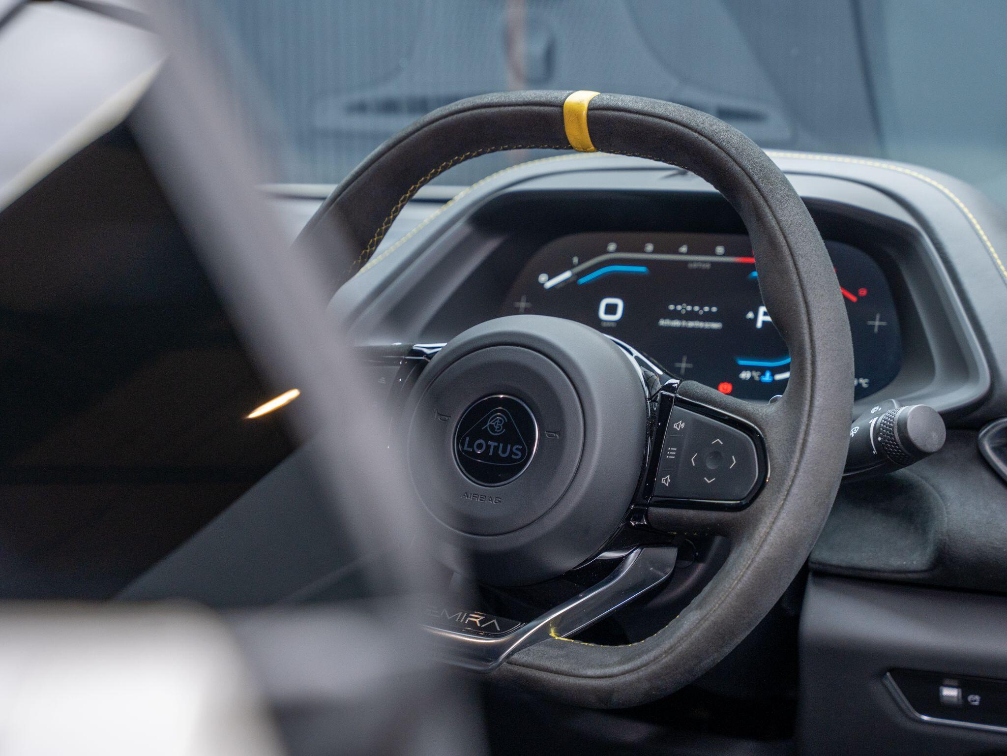 Lotus Emira view 40