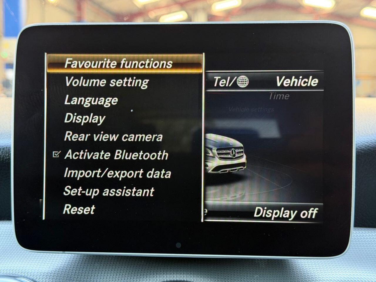 Mercedes-Benz Gla view 49