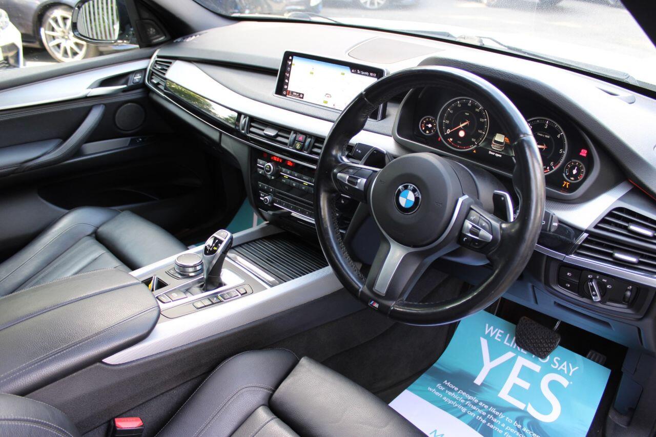 BMW X5 view 2