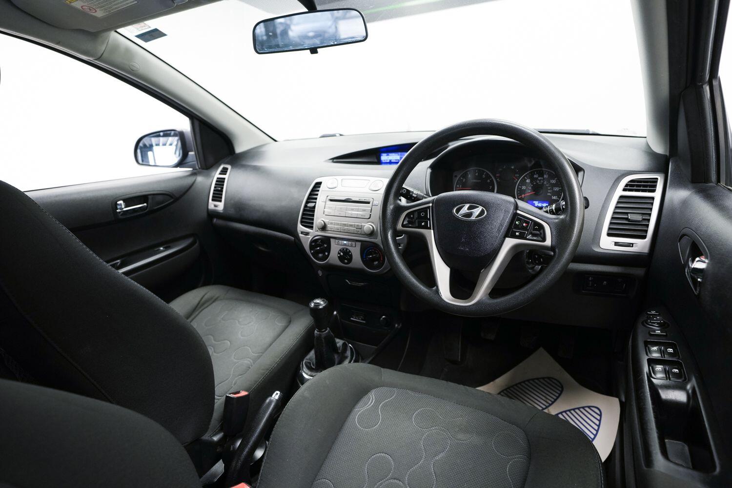 Hyundai I20 view 8