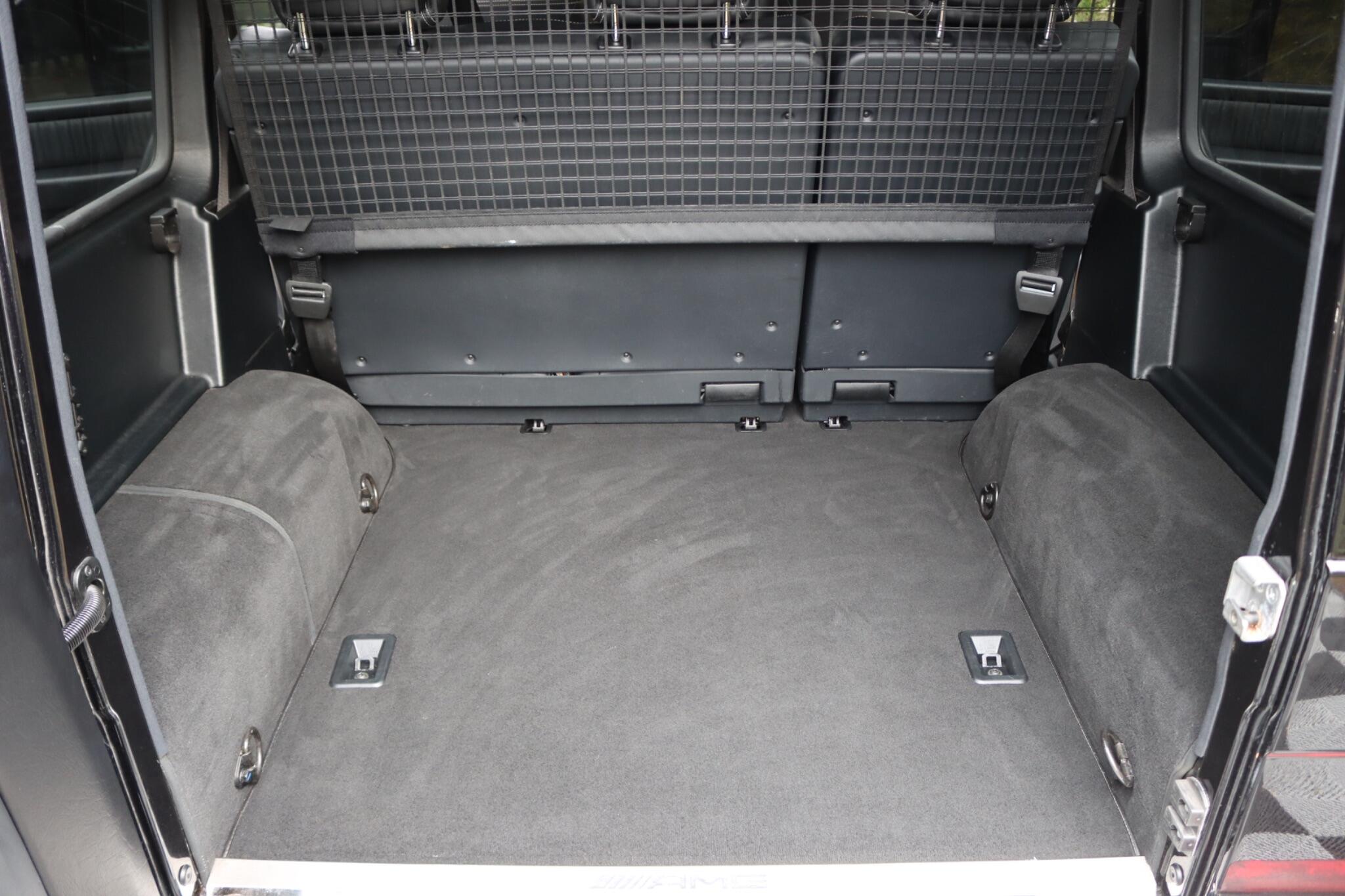 Mercedes-Benz G-Class view 18