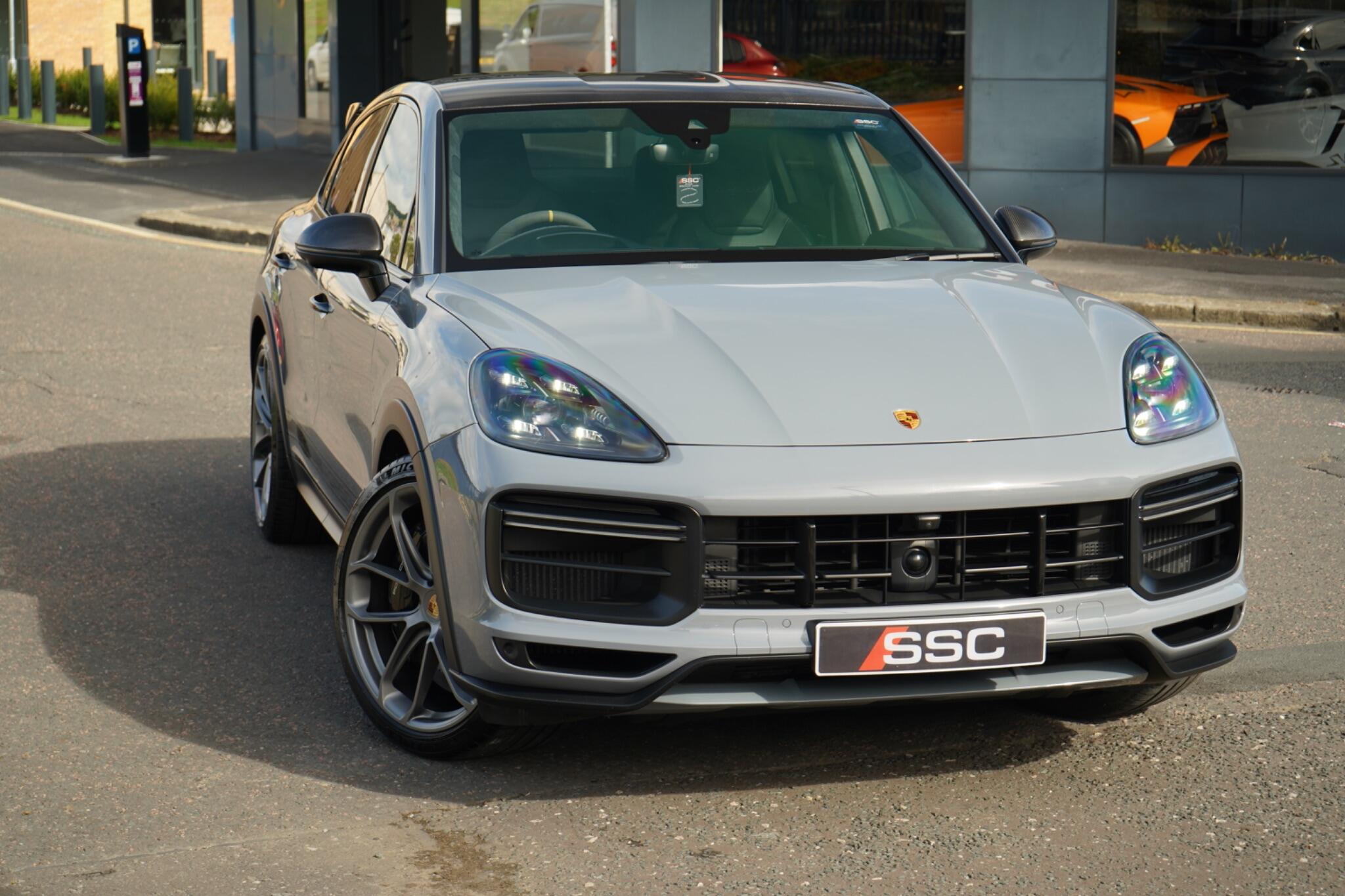 Porsche Cayenne view 45