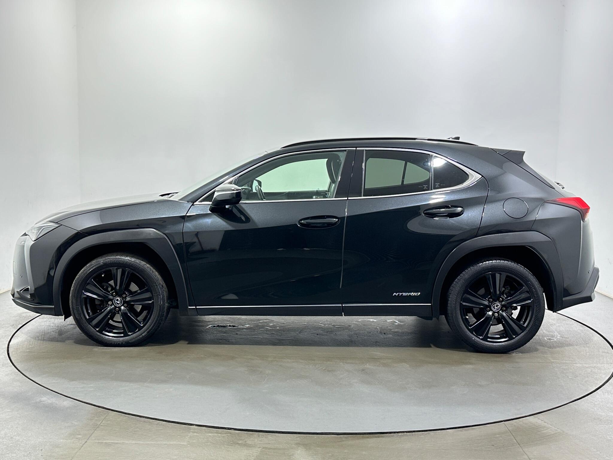 Lexus UX view 5