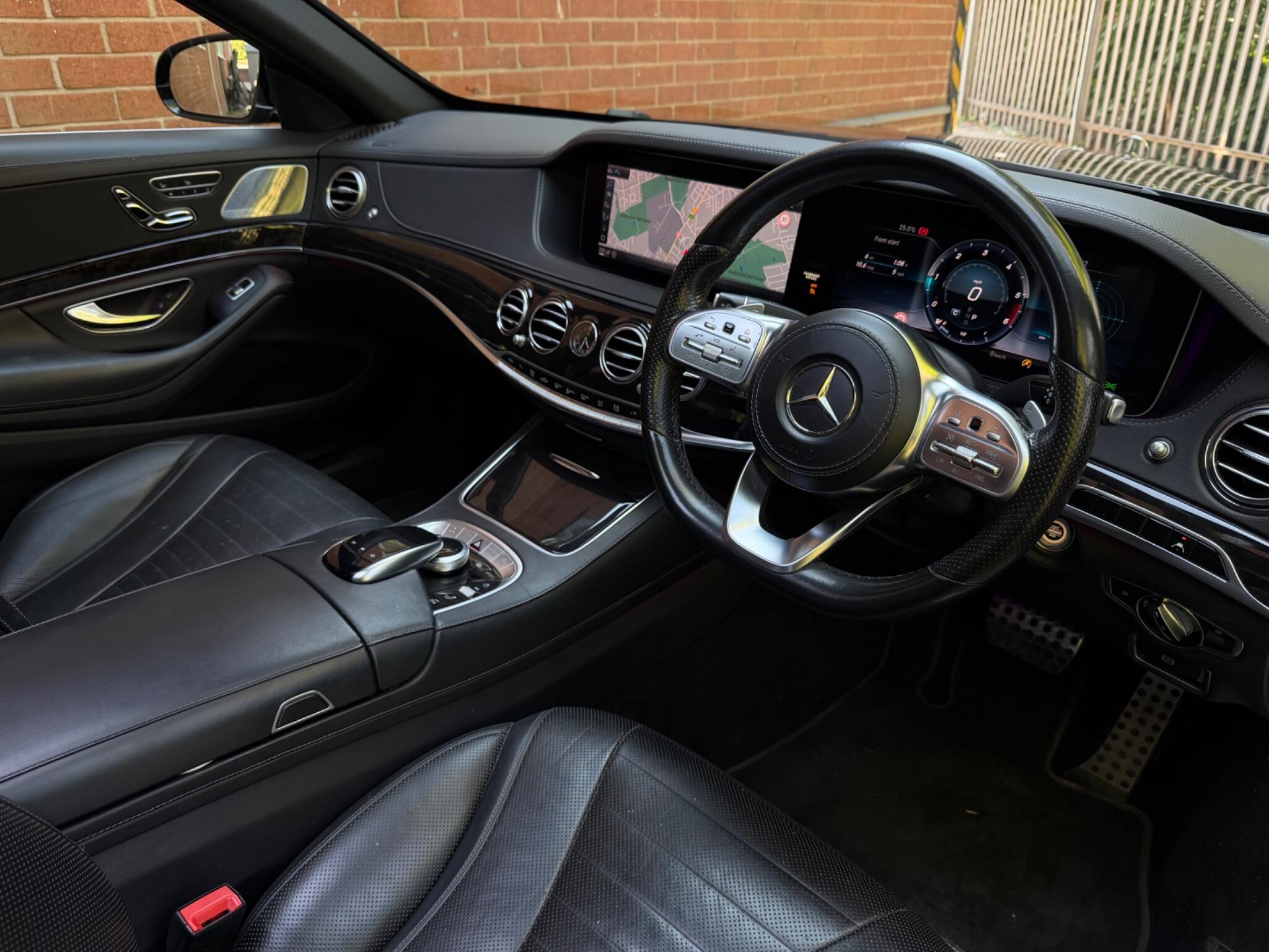 Mercedes-Benz S-Class view 13