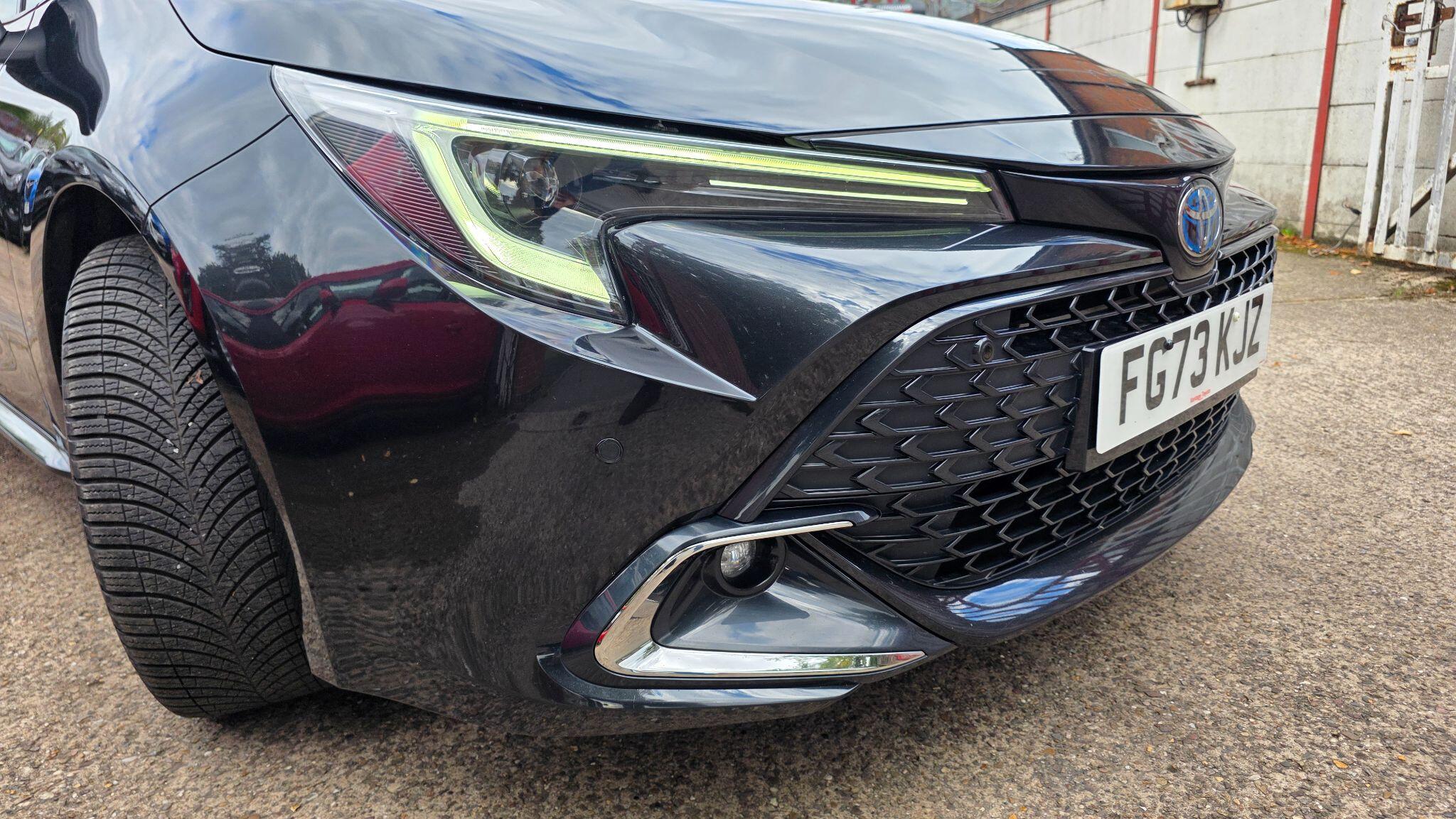 Toyota Corolla view 16