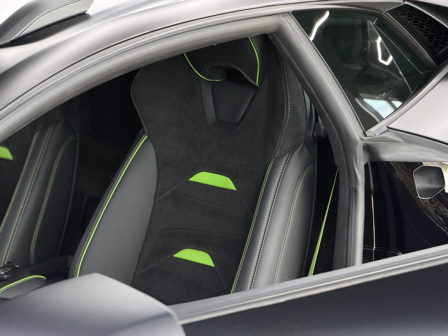 Lamborghini Huracan view 55