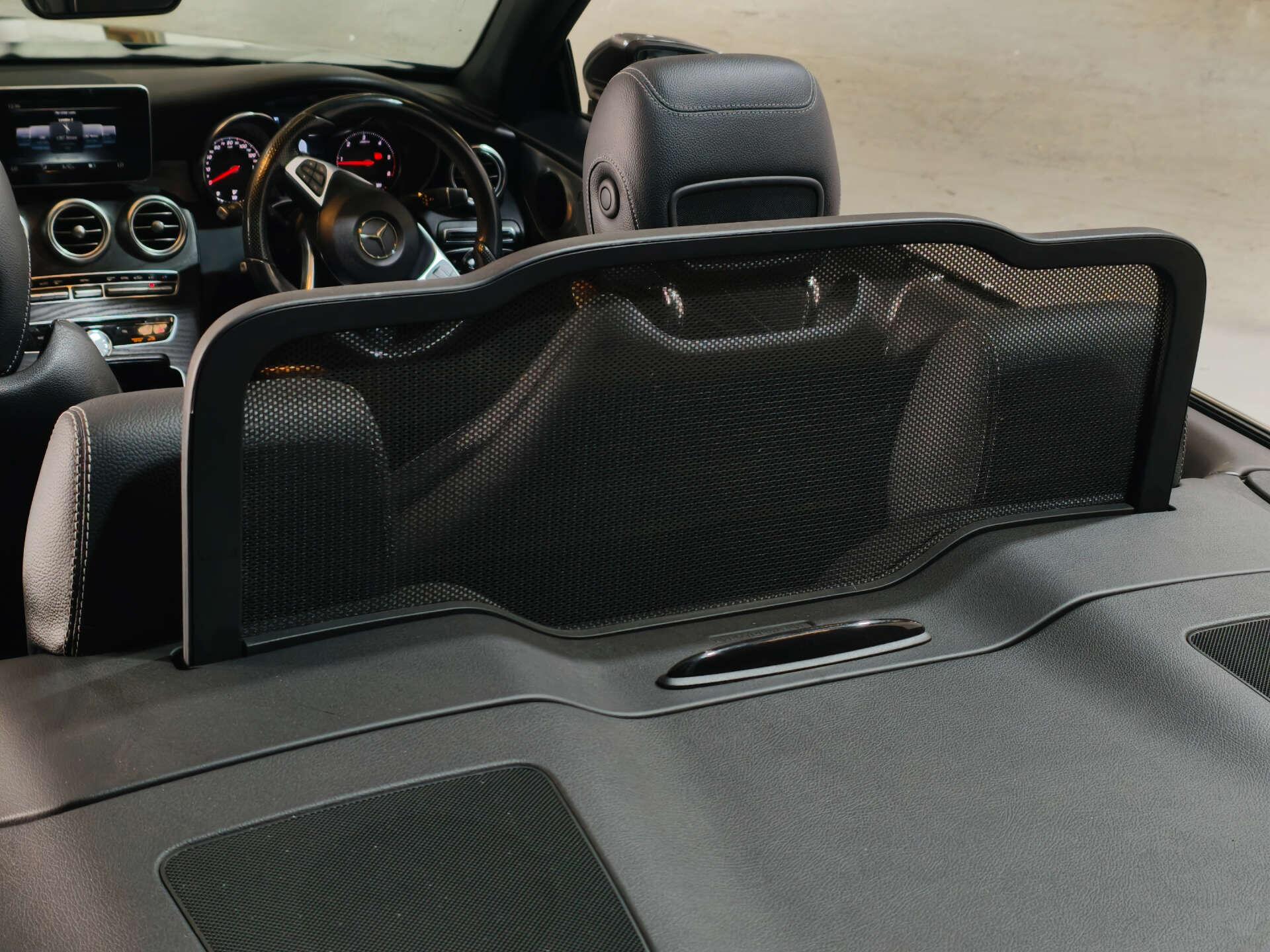 Mercedes-Benz C Class view 19