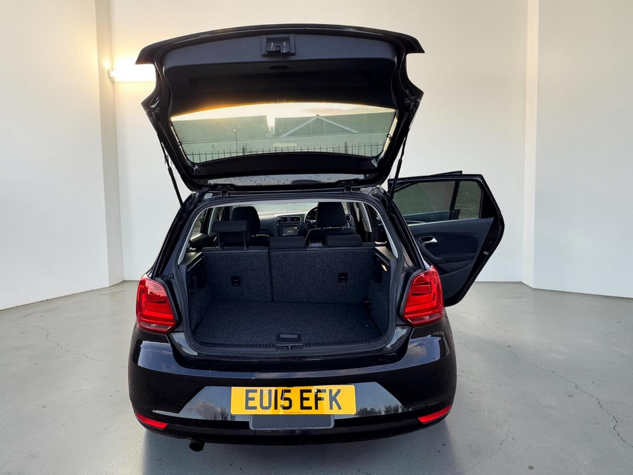 Volkswagen Polo view 28
