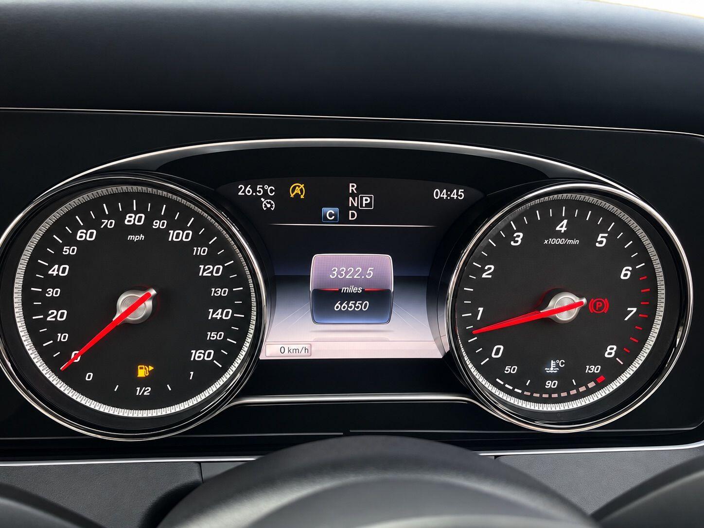 Mercedes-Benz E-Class view 25