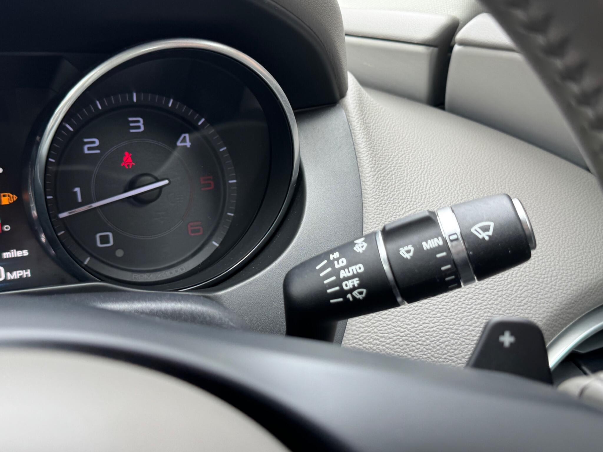 Jaguar Xe view 19
