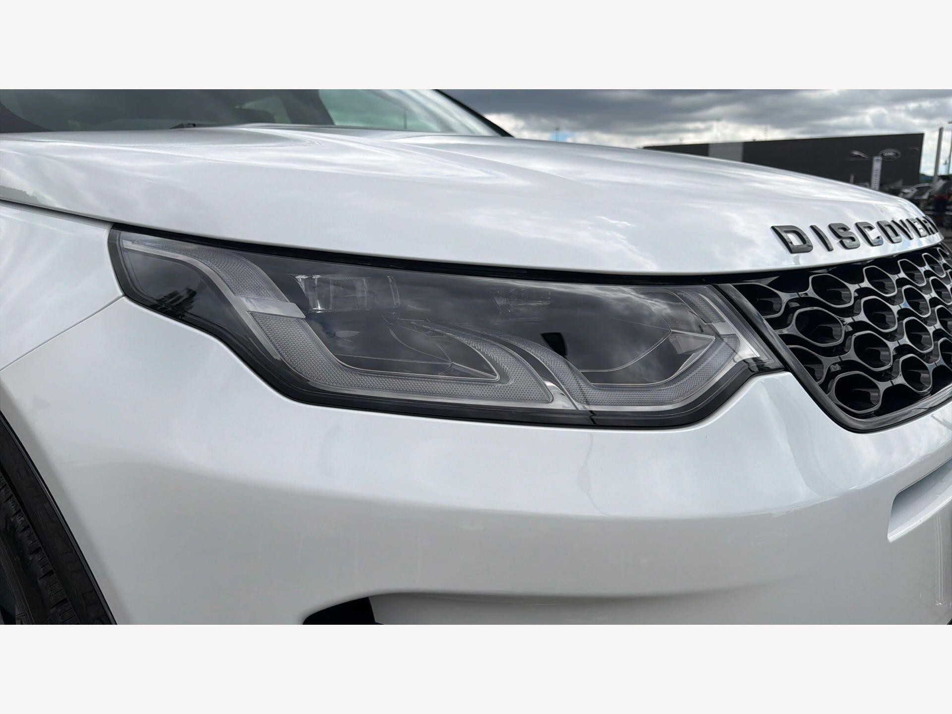 Land Rover Discovery Sport view 21