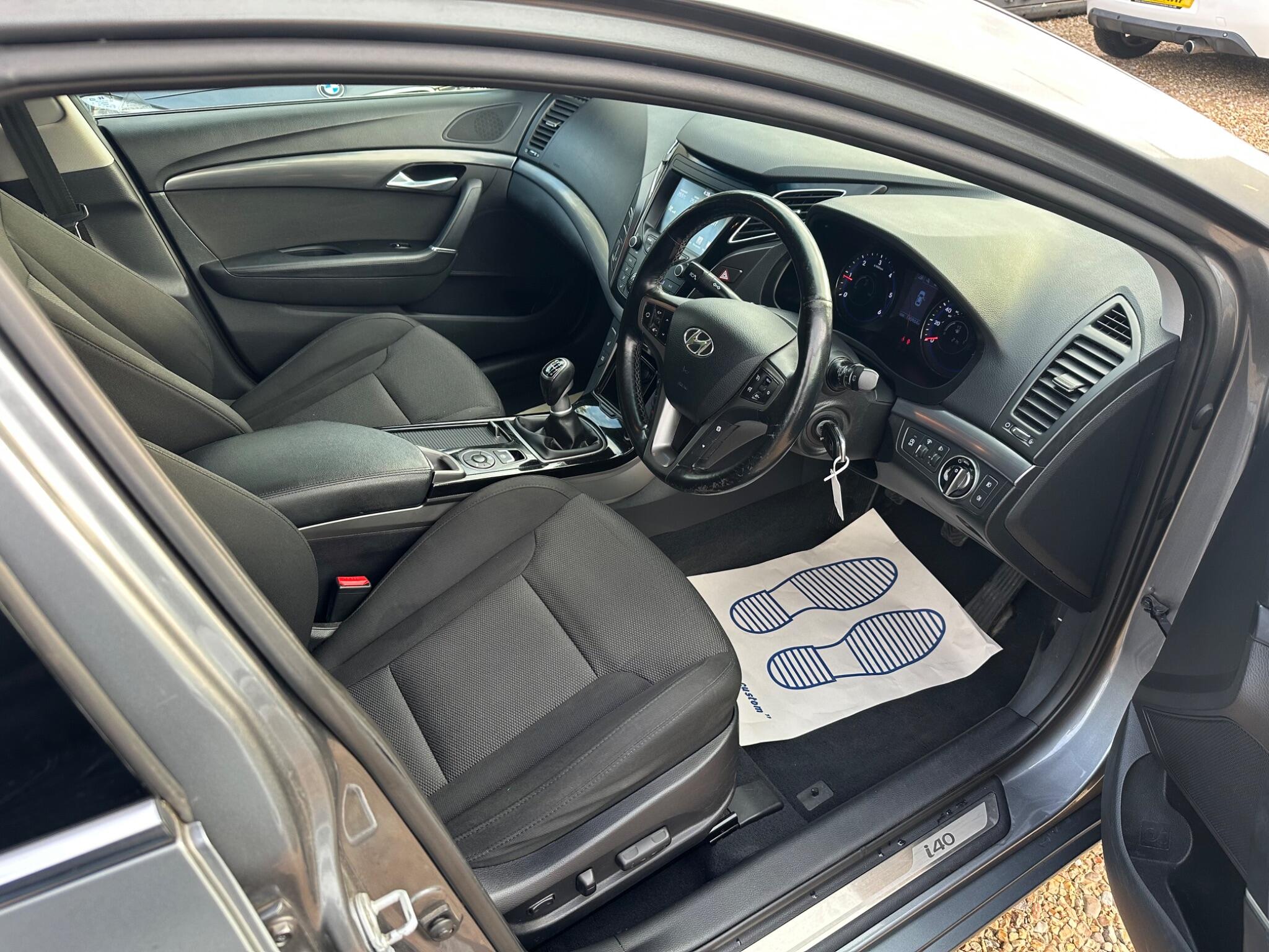 Hyundai I40 view 26