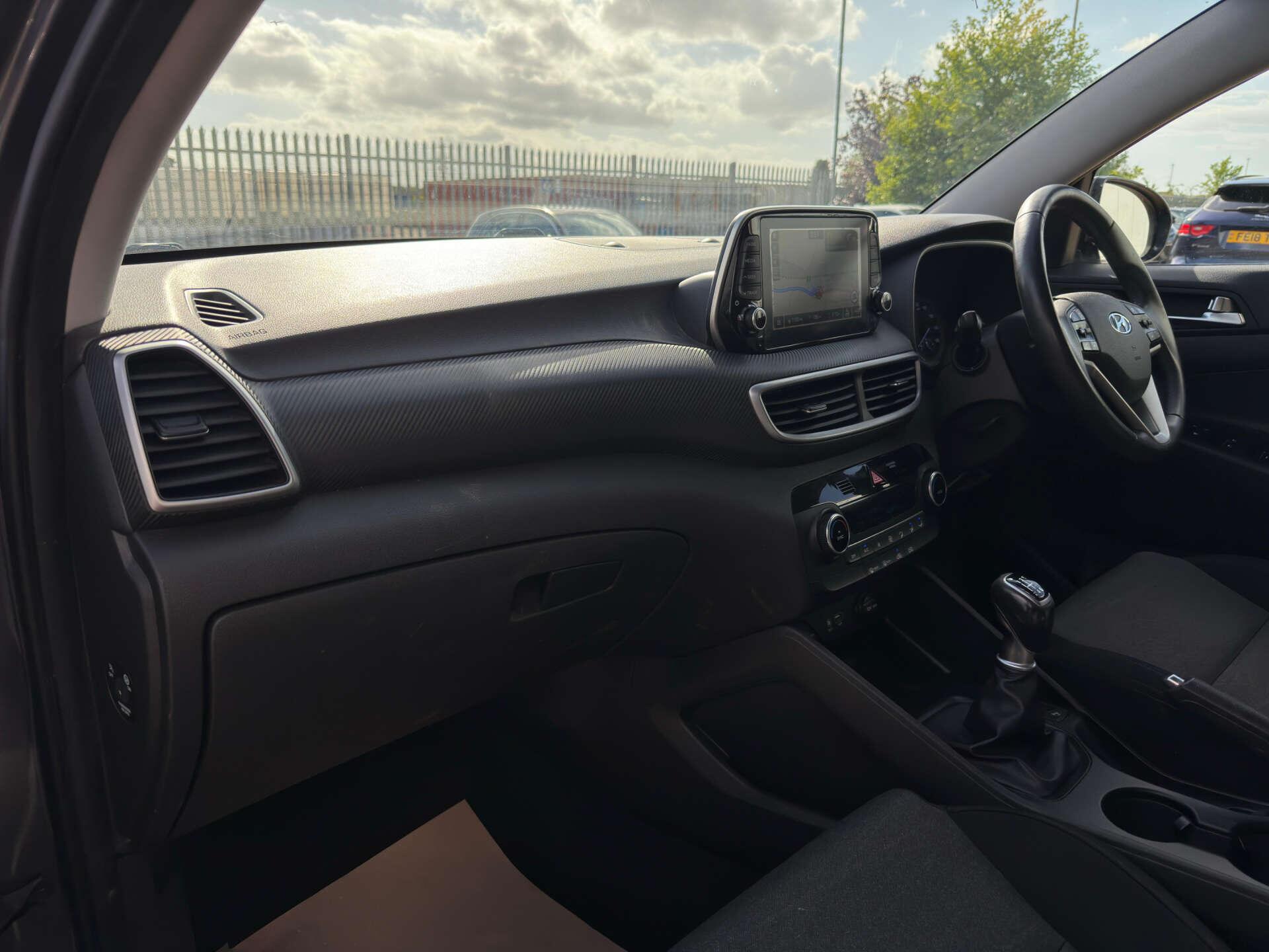 Hyundai Tucson view 42