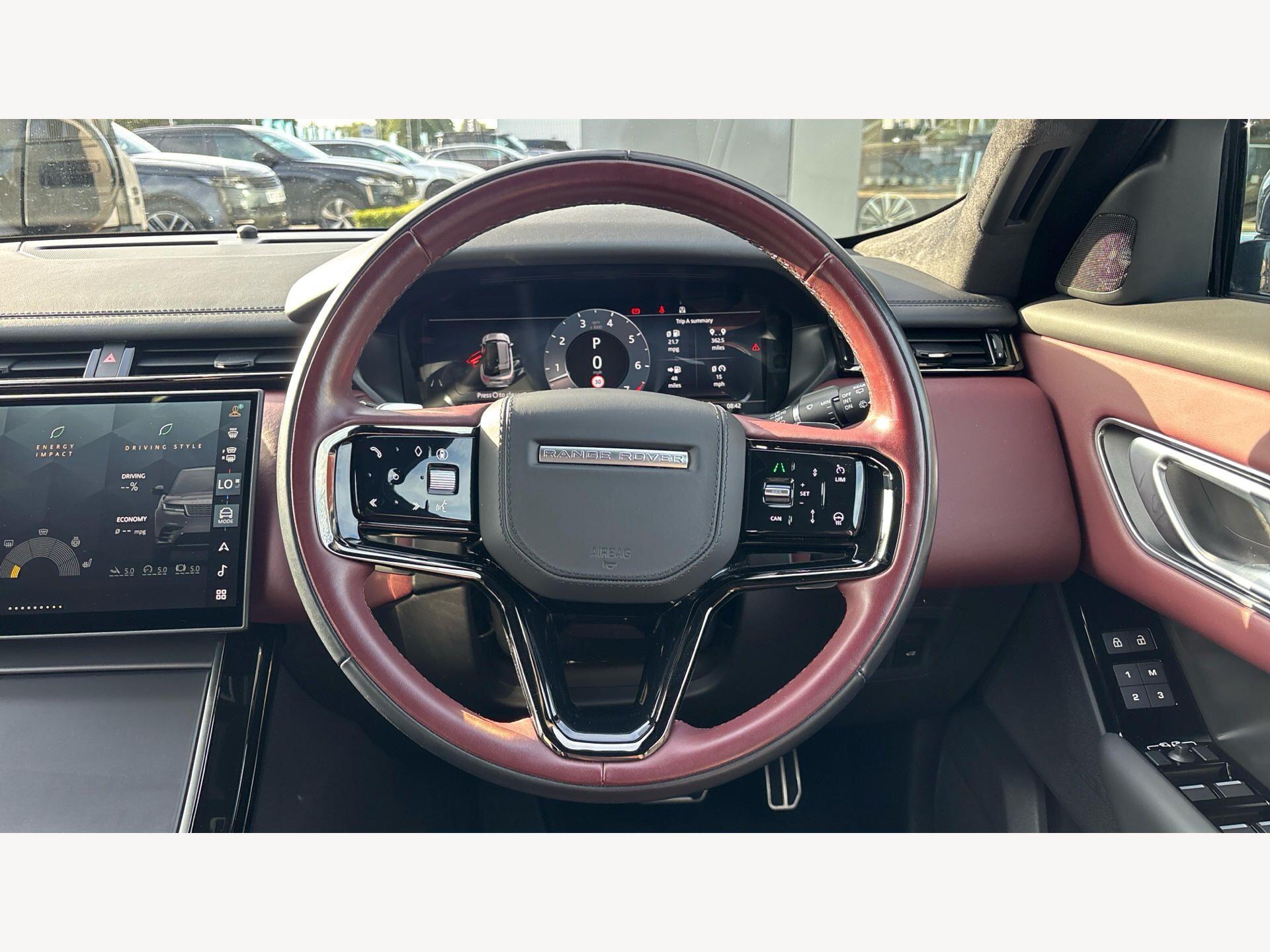 Land Rover Range Rover Velar view 18