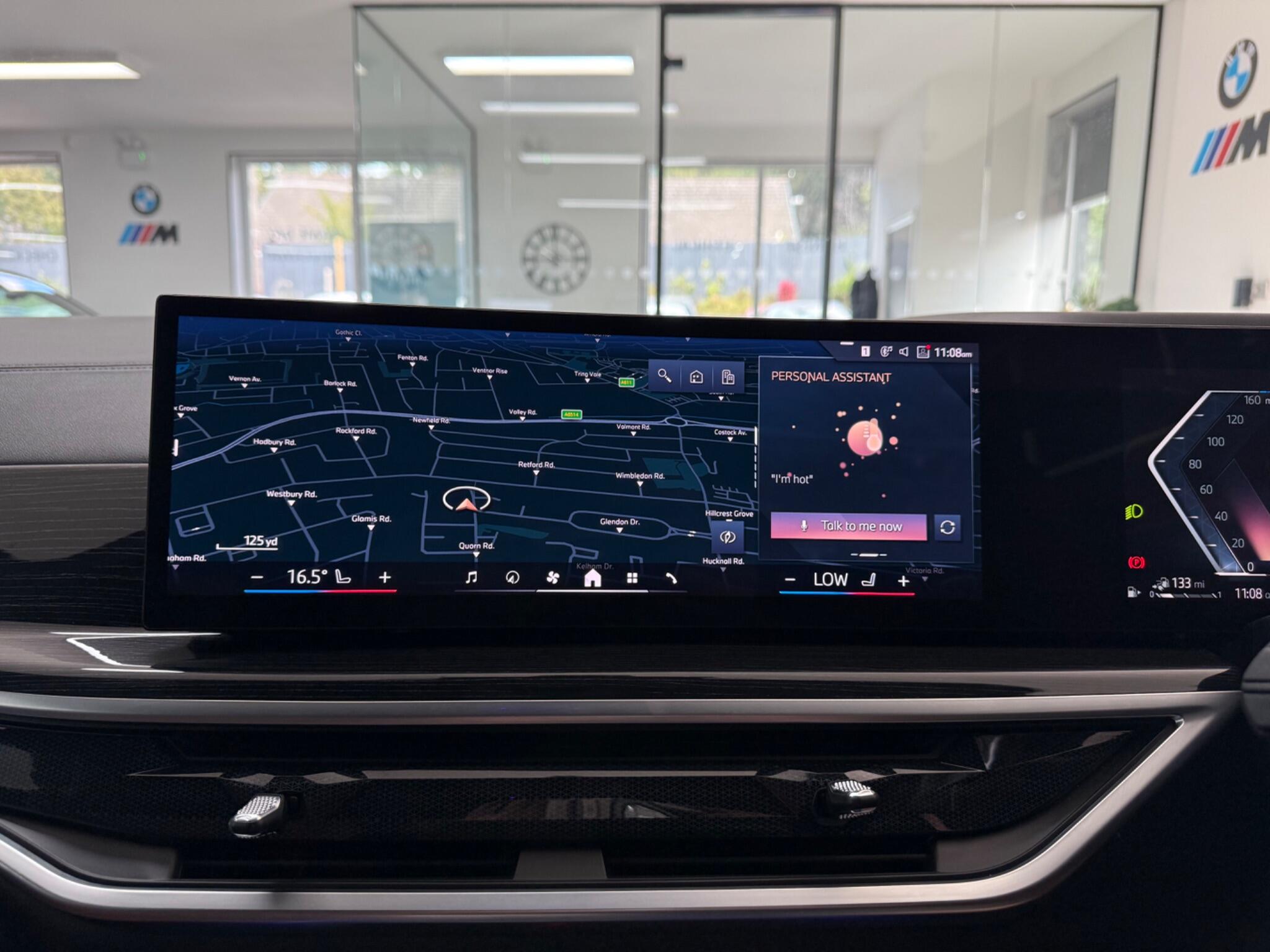 BMW X5 view 32