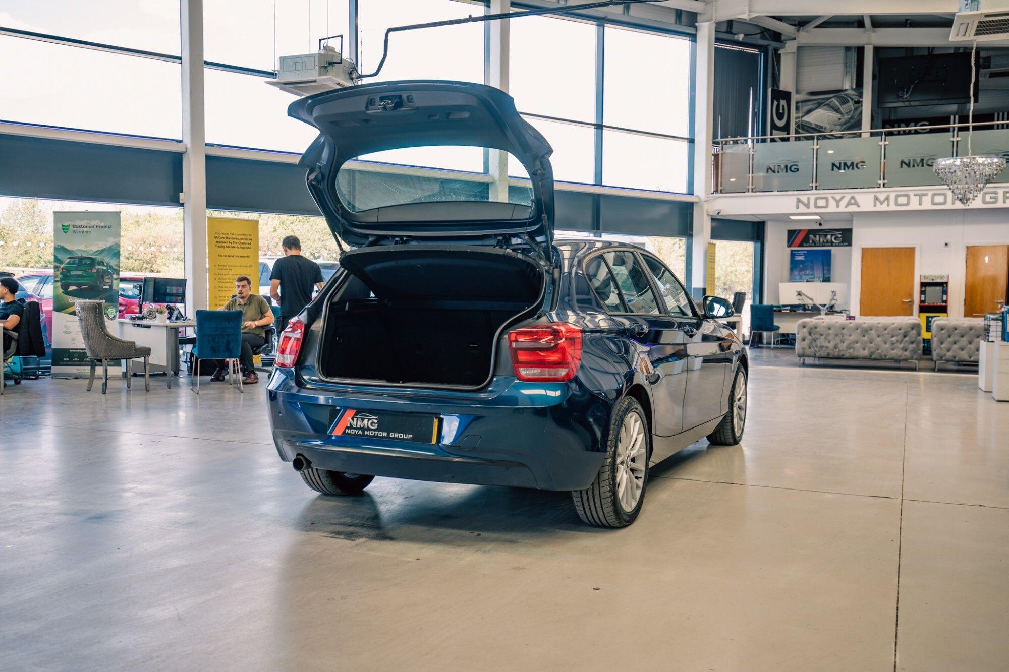 BMW 1 Series view 33