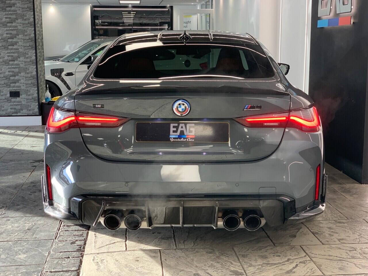 BMW M4 view 5