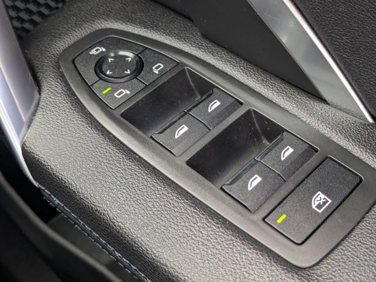 BMW Ix1 view 23