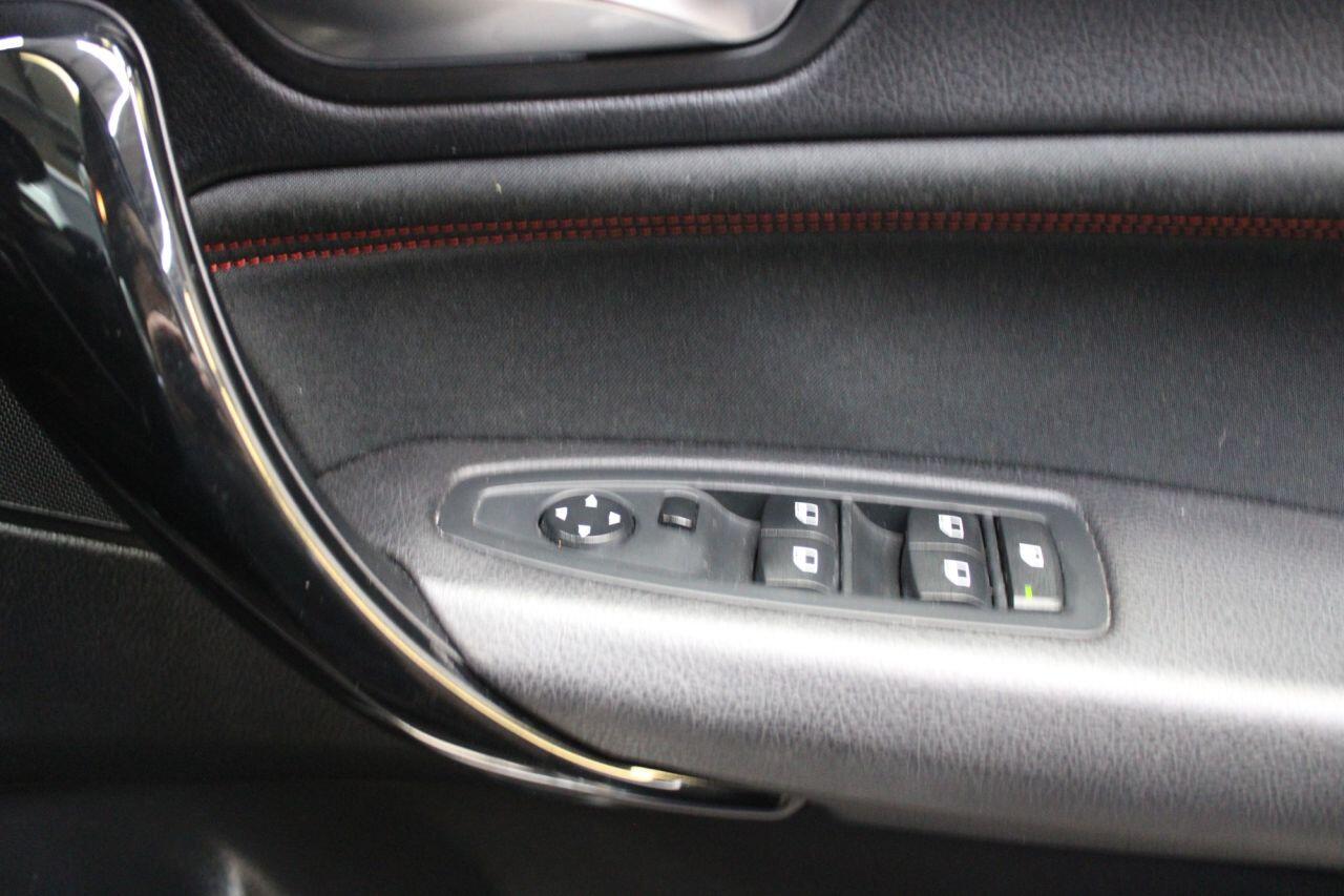 BMW 1 Series view 31