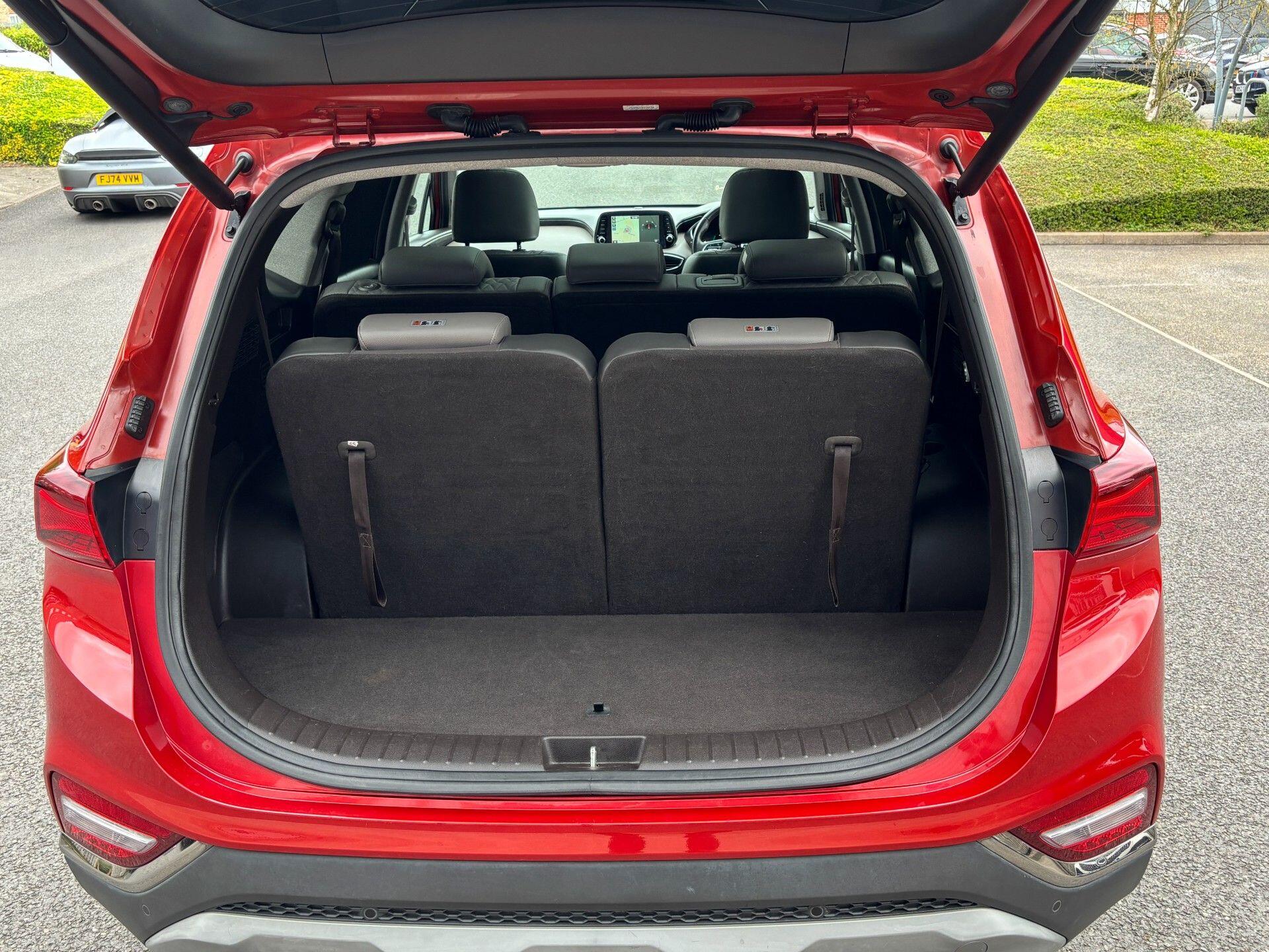 Hyundai Santa Fe view 44