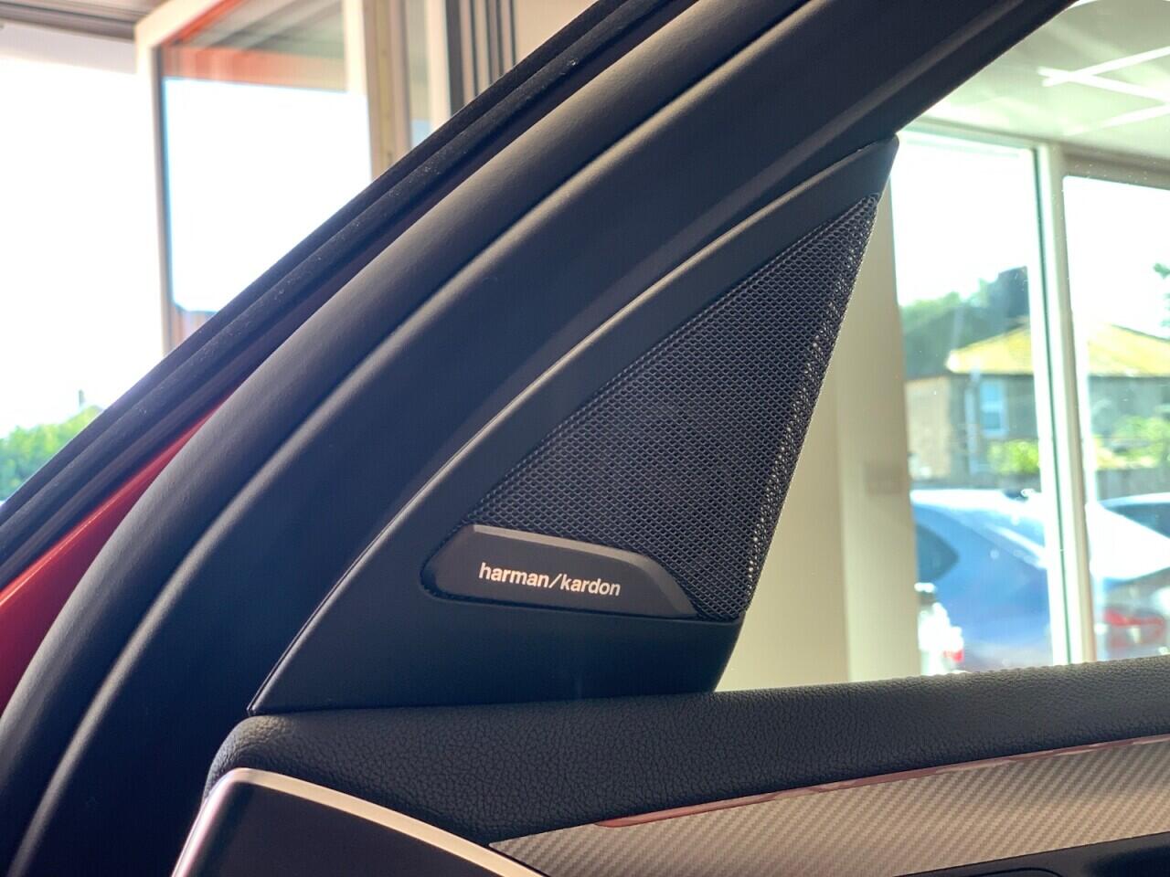 BMW X4 M view 39