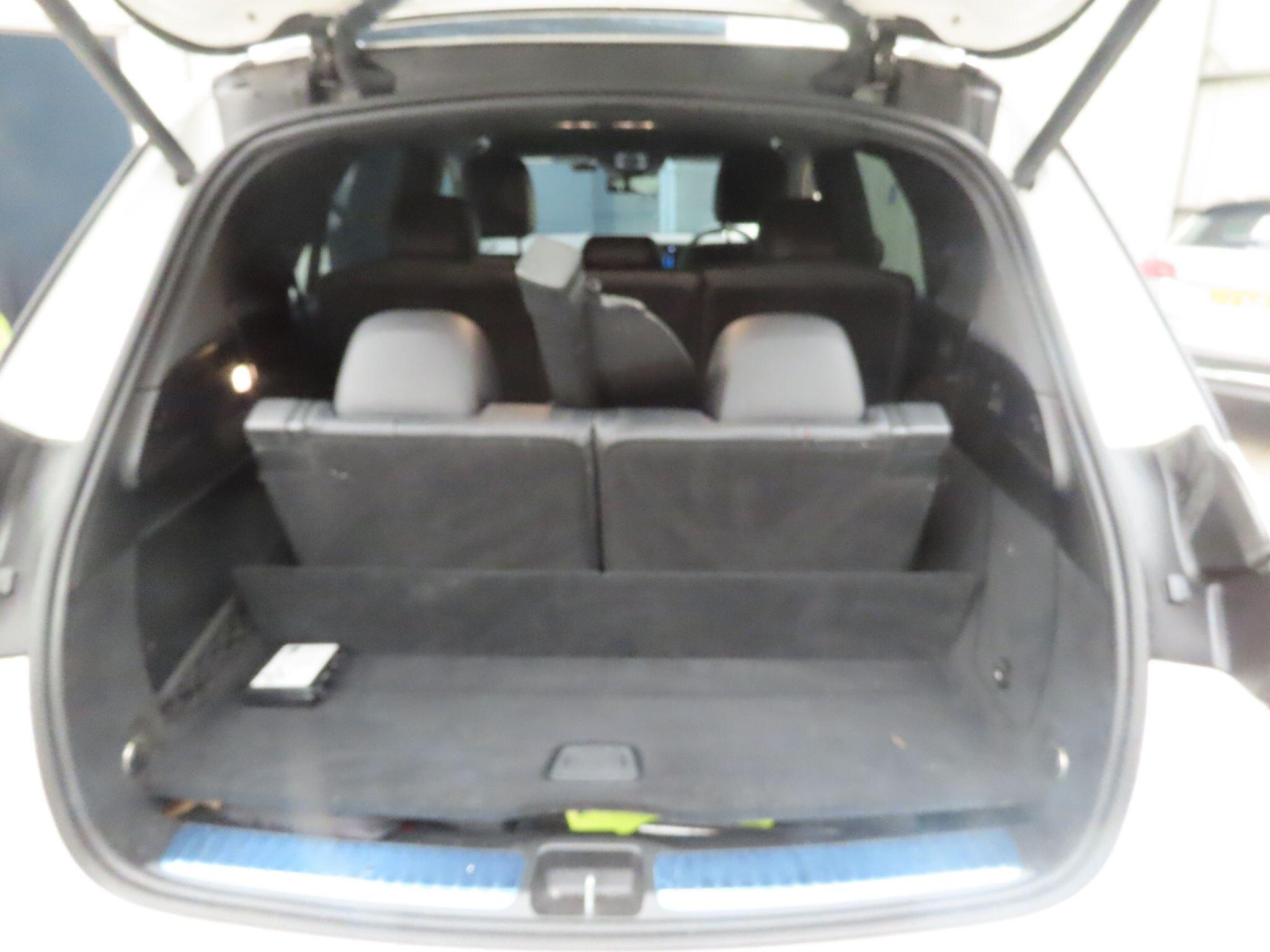 Mercedes-Benz GLE view 9