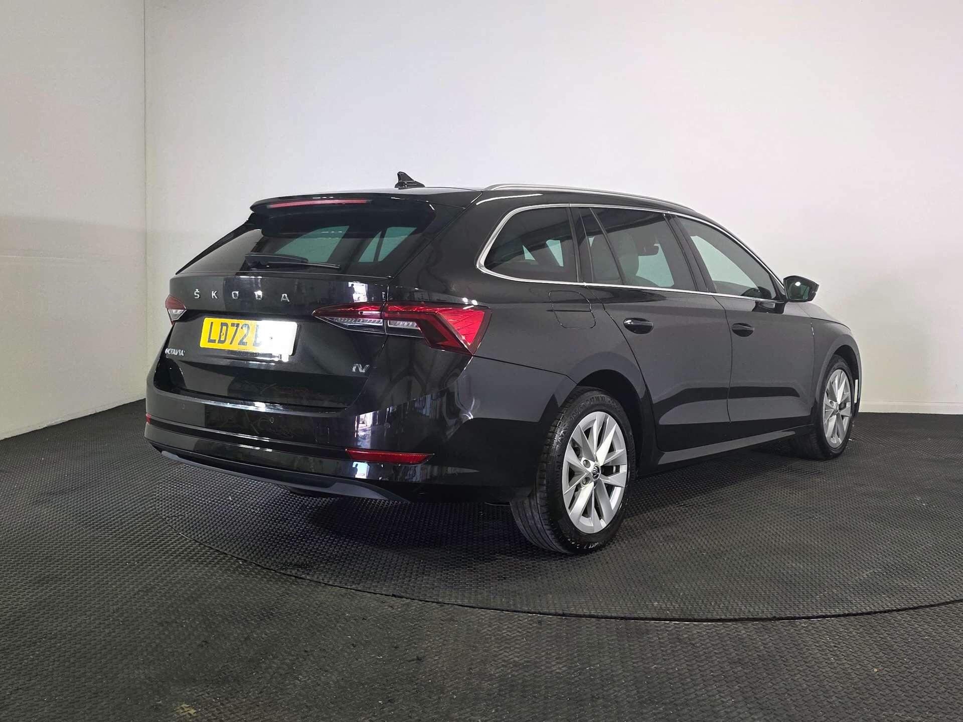 Skoda Octavia view 7